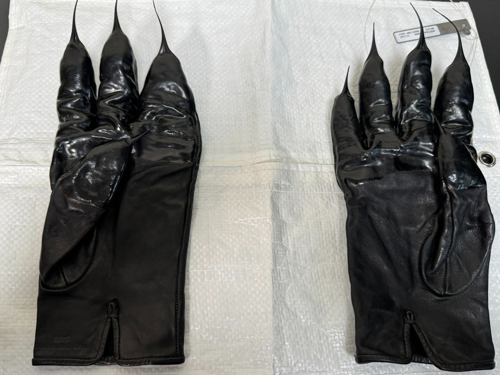 Carol Christian Poell AM/2459 Resin-Dipped Gloves