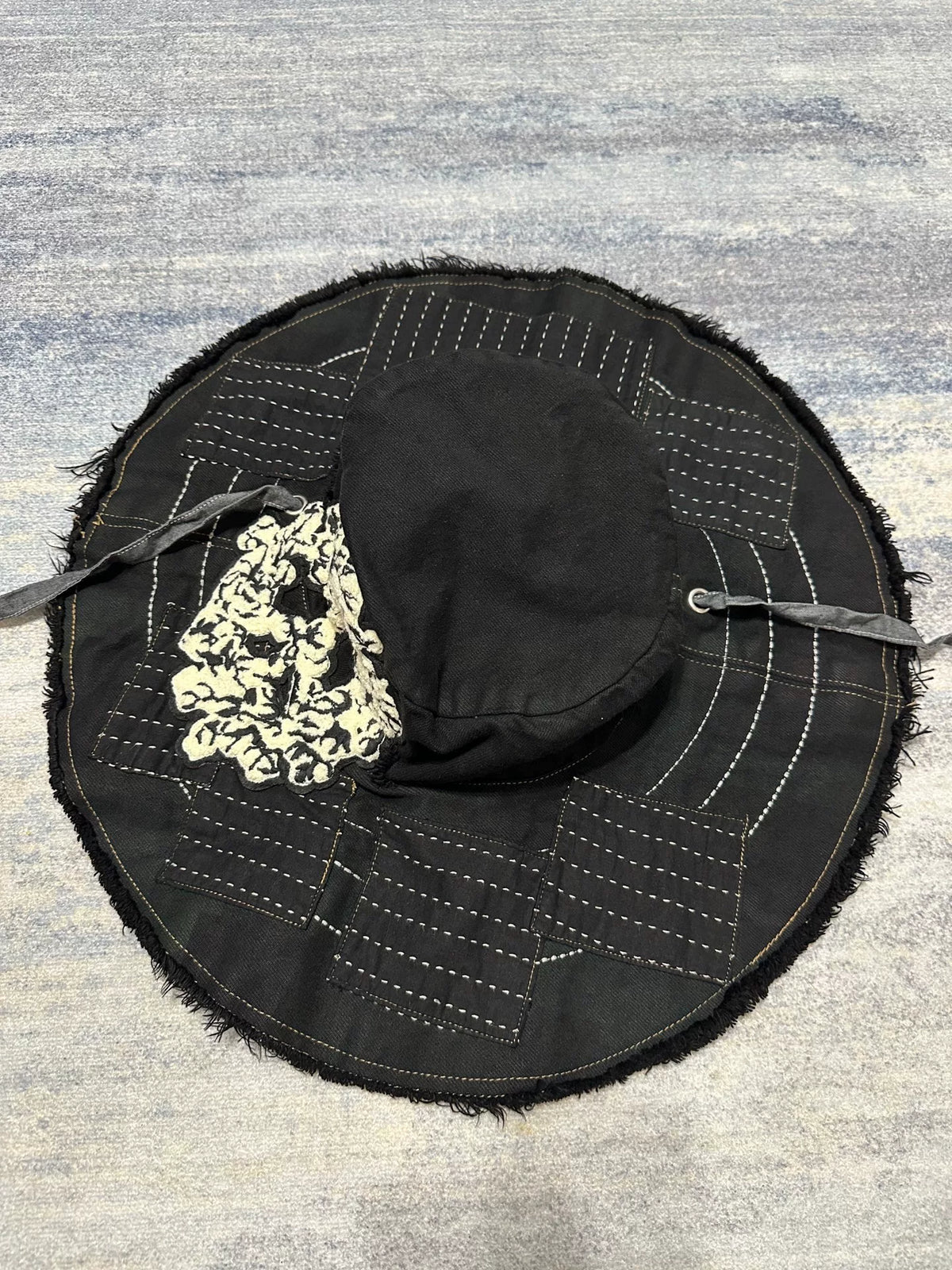 DENIM TEARS × Levi's Peace Patchwork Hat Ghost Face Cotton Patchwork Bucket Hat