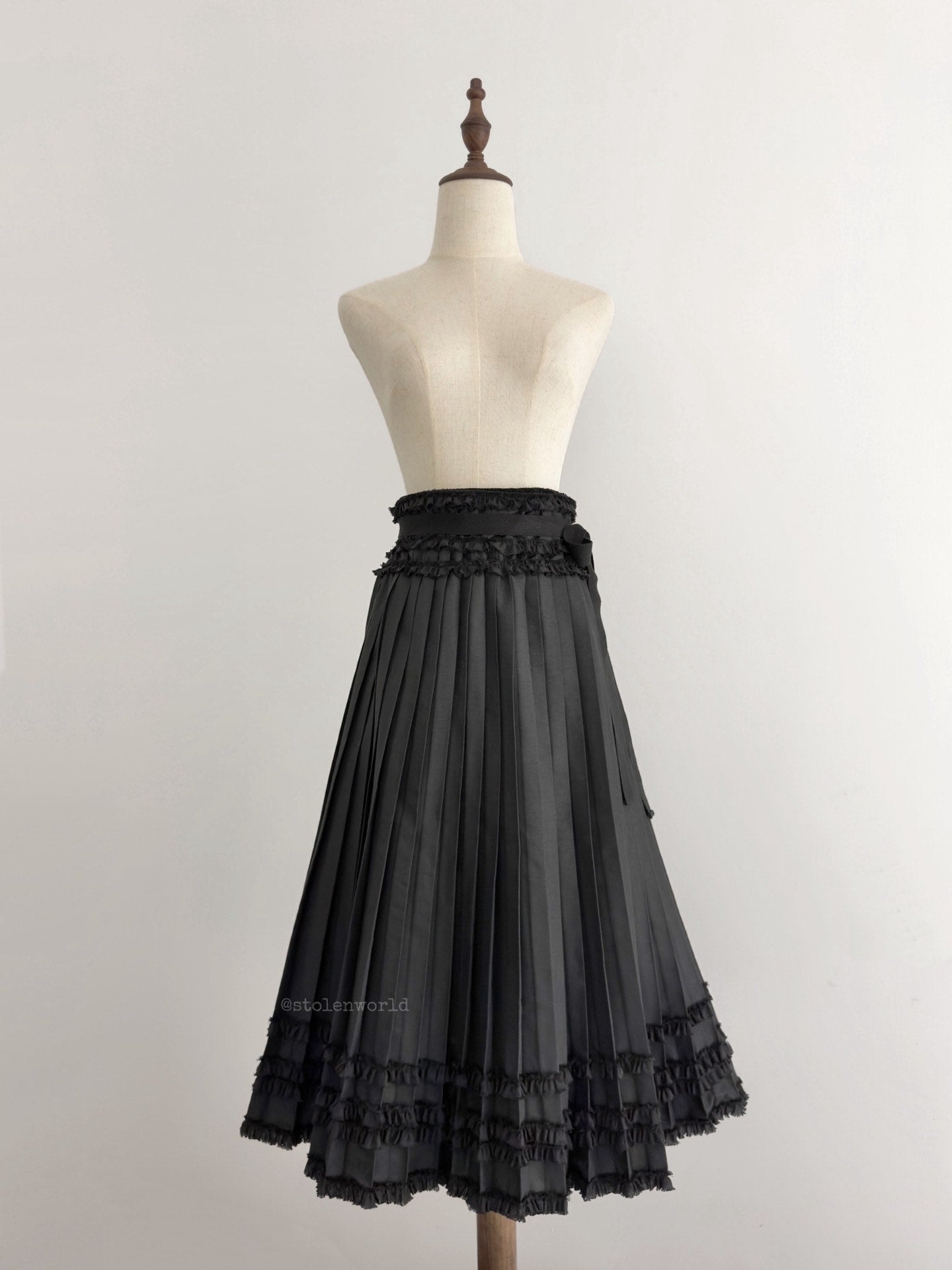 Comme Des Garcons 22SS Lace Pleated Skirt - Devines