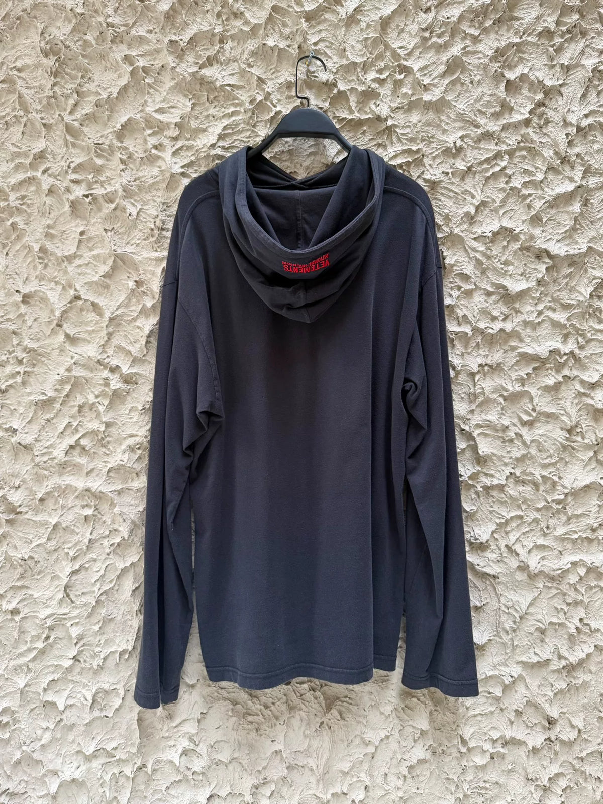 VETEMENTS German Tank Portrait Thin Sweatshirt 18AW