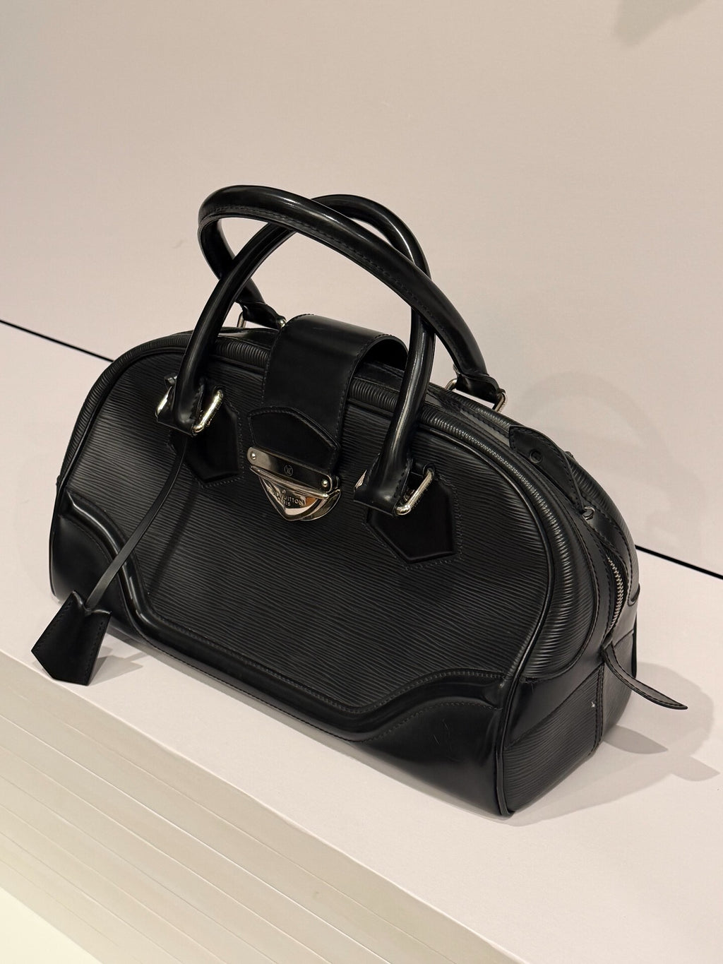 Louis Vuitton Montaigne Tote Bag