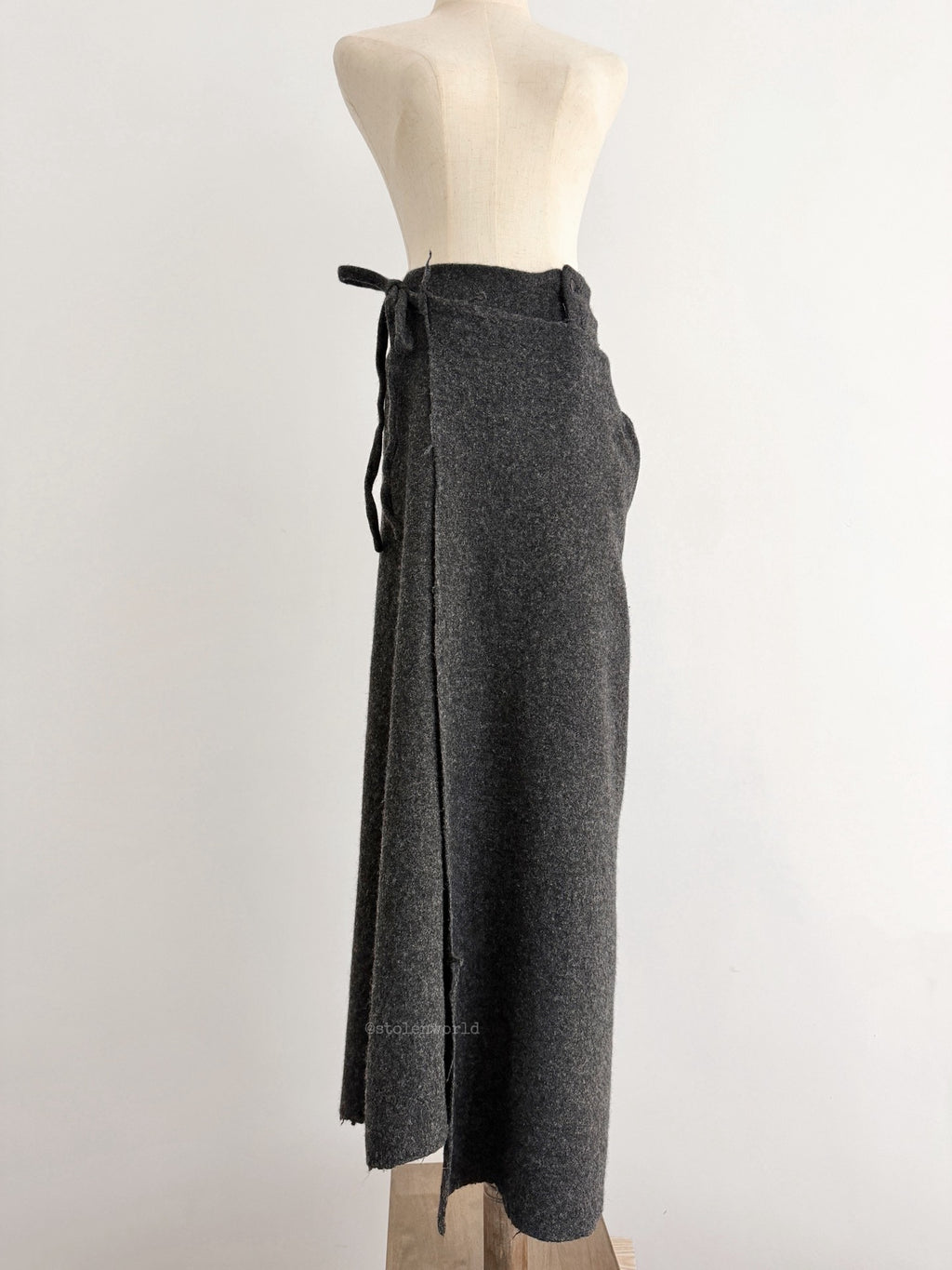 Comme Des Garcons 94AW Shrunken Tie Skirt - Devines