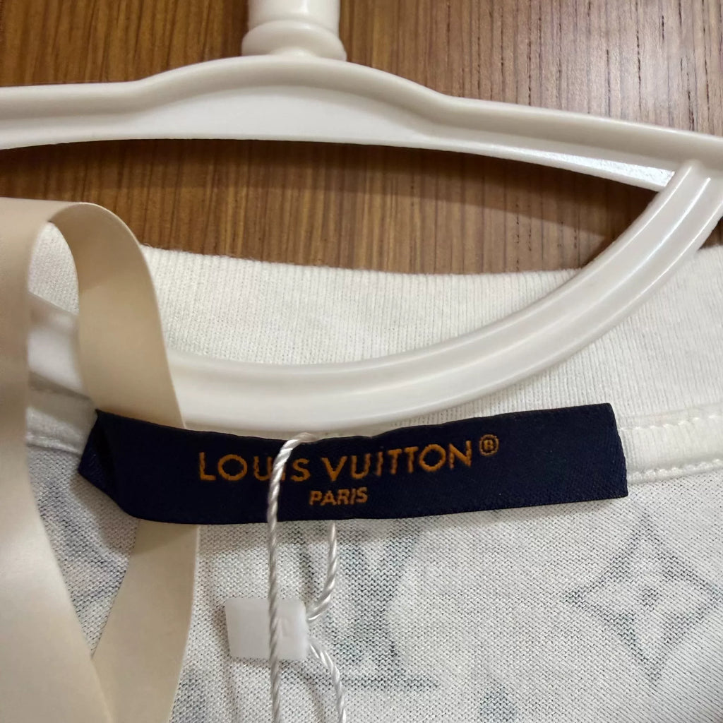 Louis Vuitton Gradient Full Print Short Sleeve Top