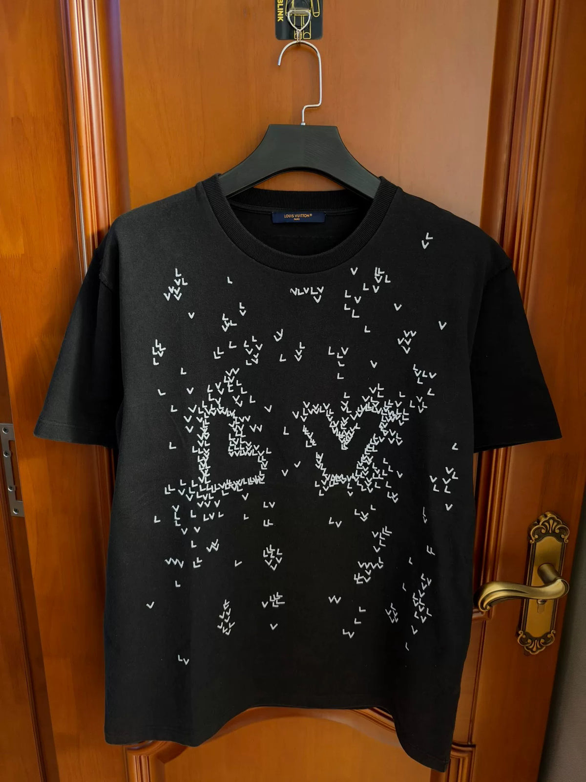 Louis Vuitton Small Airplane Embroidered Short Sleeve T-Shirt