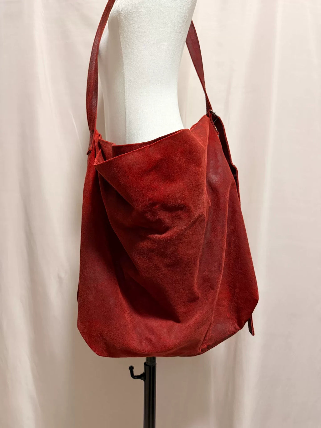 Ann Demeulemeester Red Cracked Shoulder Bag Crossbody Bag