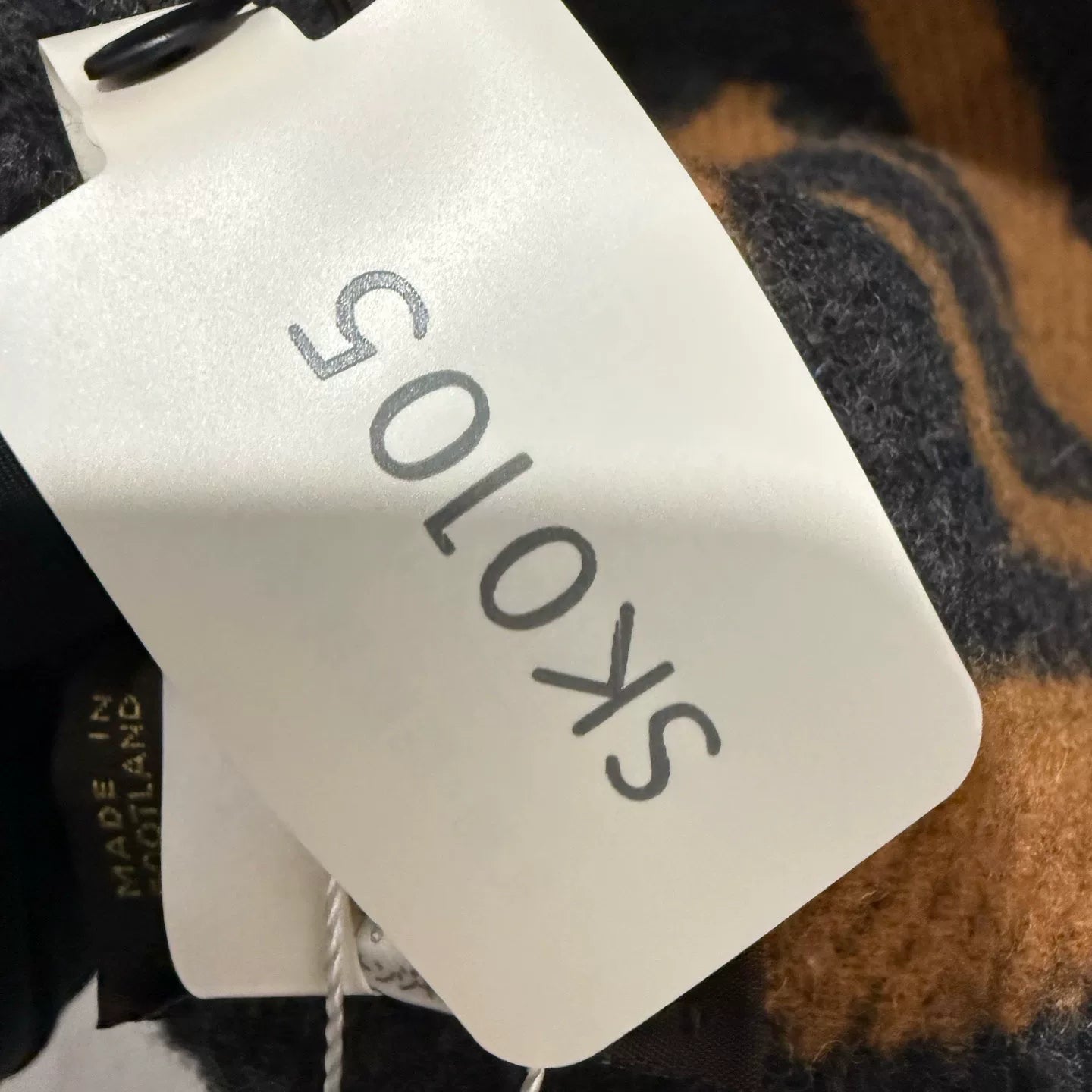 Louis Vuitton Isetan 140x140 CM Shawl