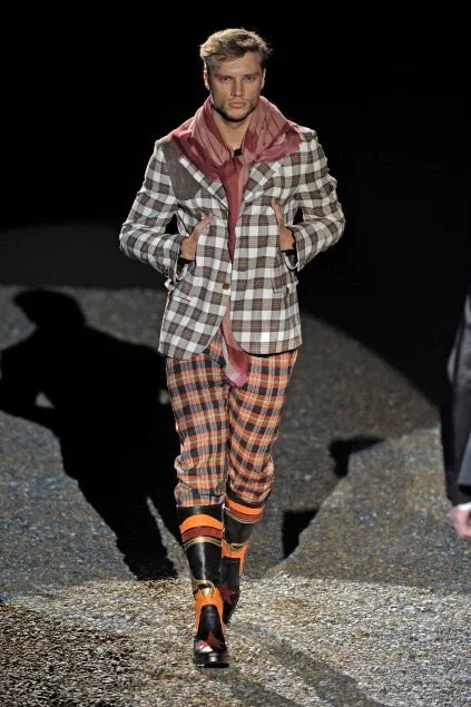 Vivienne Westwood | The Queen Mother 2009 A/W Runway Piece