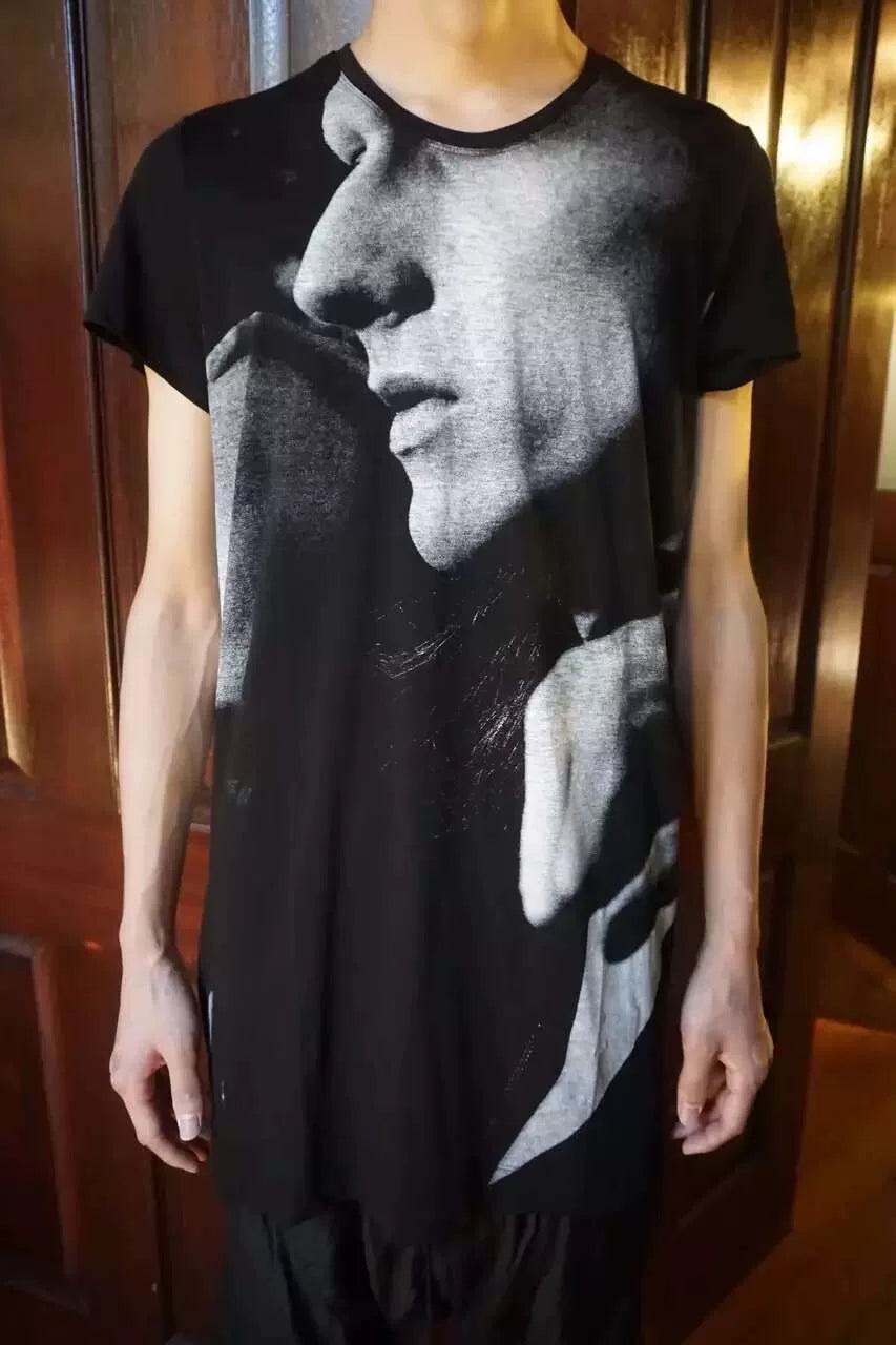 Julius SS16 Black Male Model Print Silk Cotton Short Sleeve Top