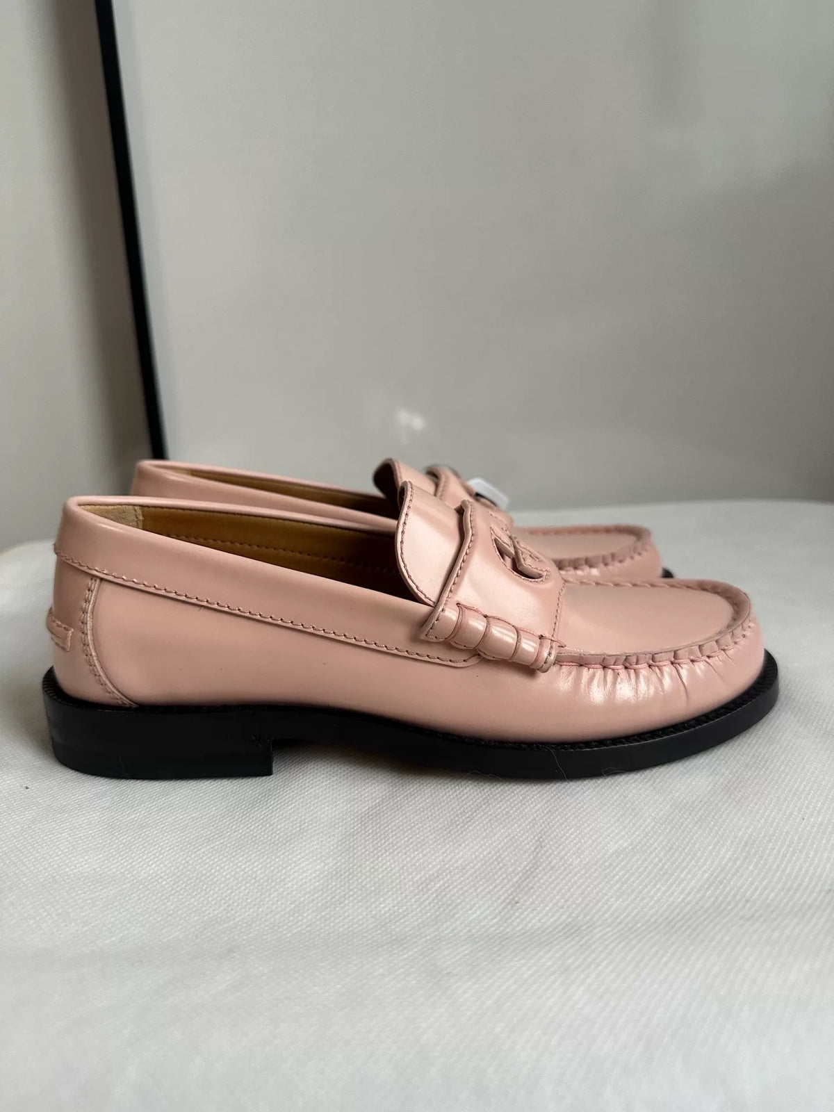 Gucci Pink Double G Logo Loafers