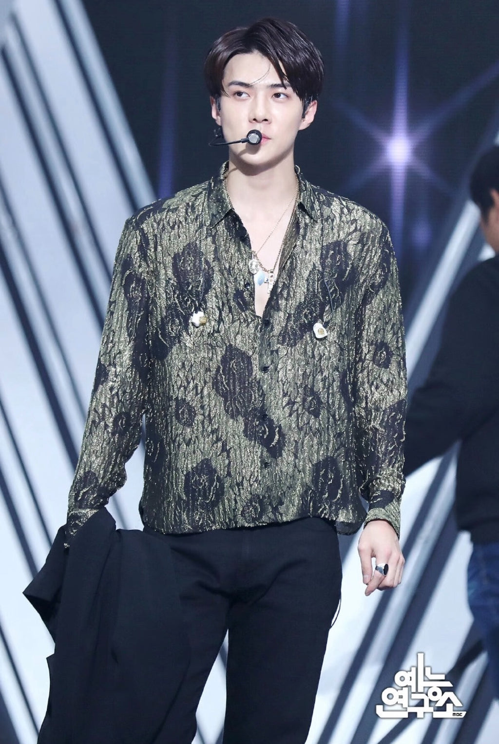 Saint Laurent Slp18fw Black Gold Rose Metallic Shirt