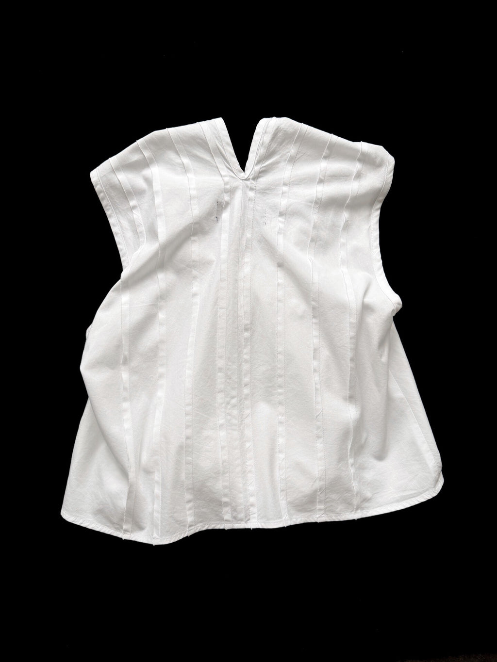 Comme Des Garcons Pleated White Top - Devines