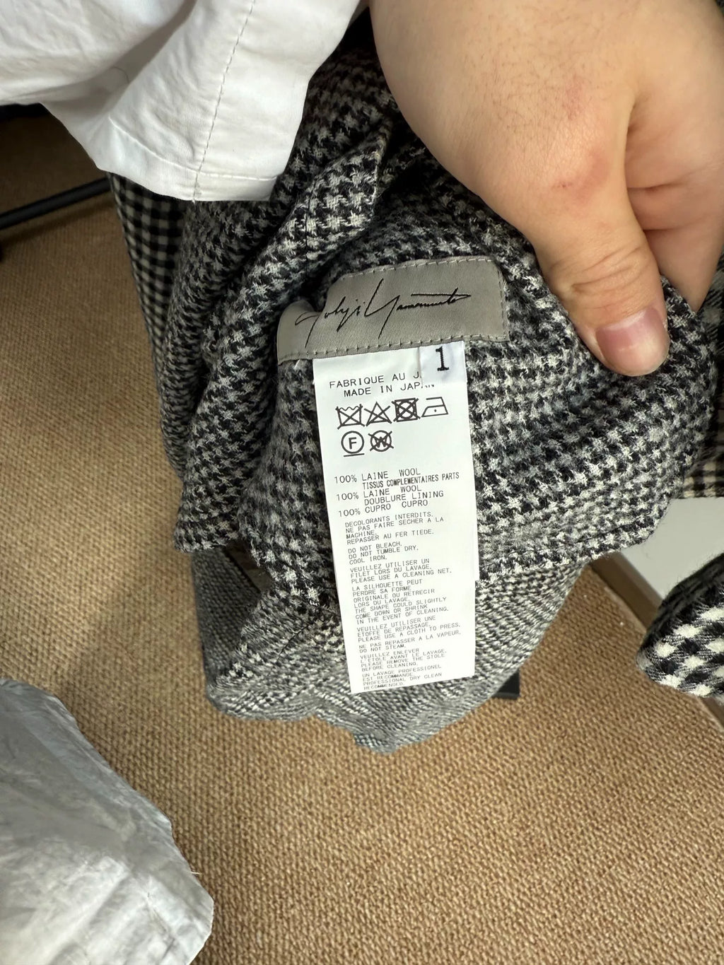 Yohji Yamamoto AW22 Houndstooth Scarf
