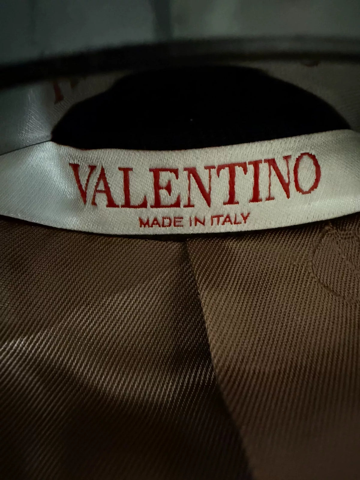 Valentino FW21 Off-White Velvet Shawl Collar Tuxedo Blazer