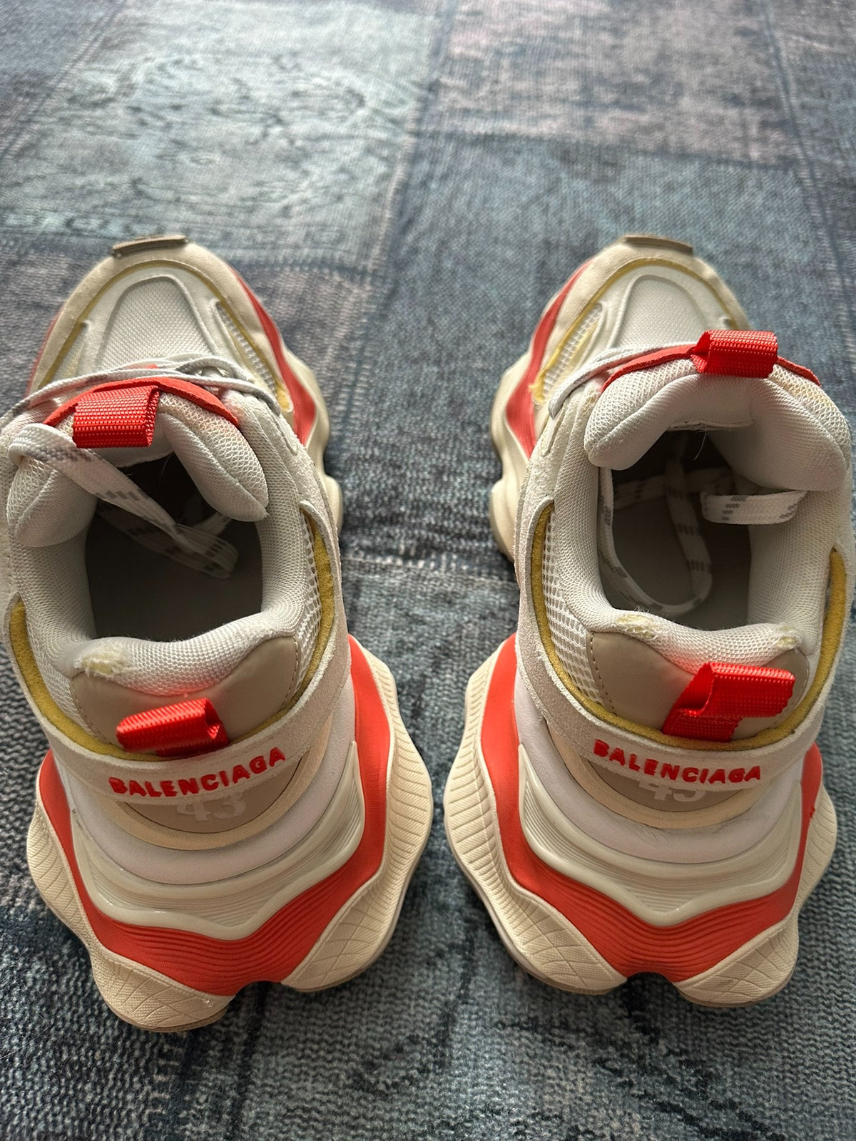 Balenciaga Cargo White/Red Low-Top Sneakers