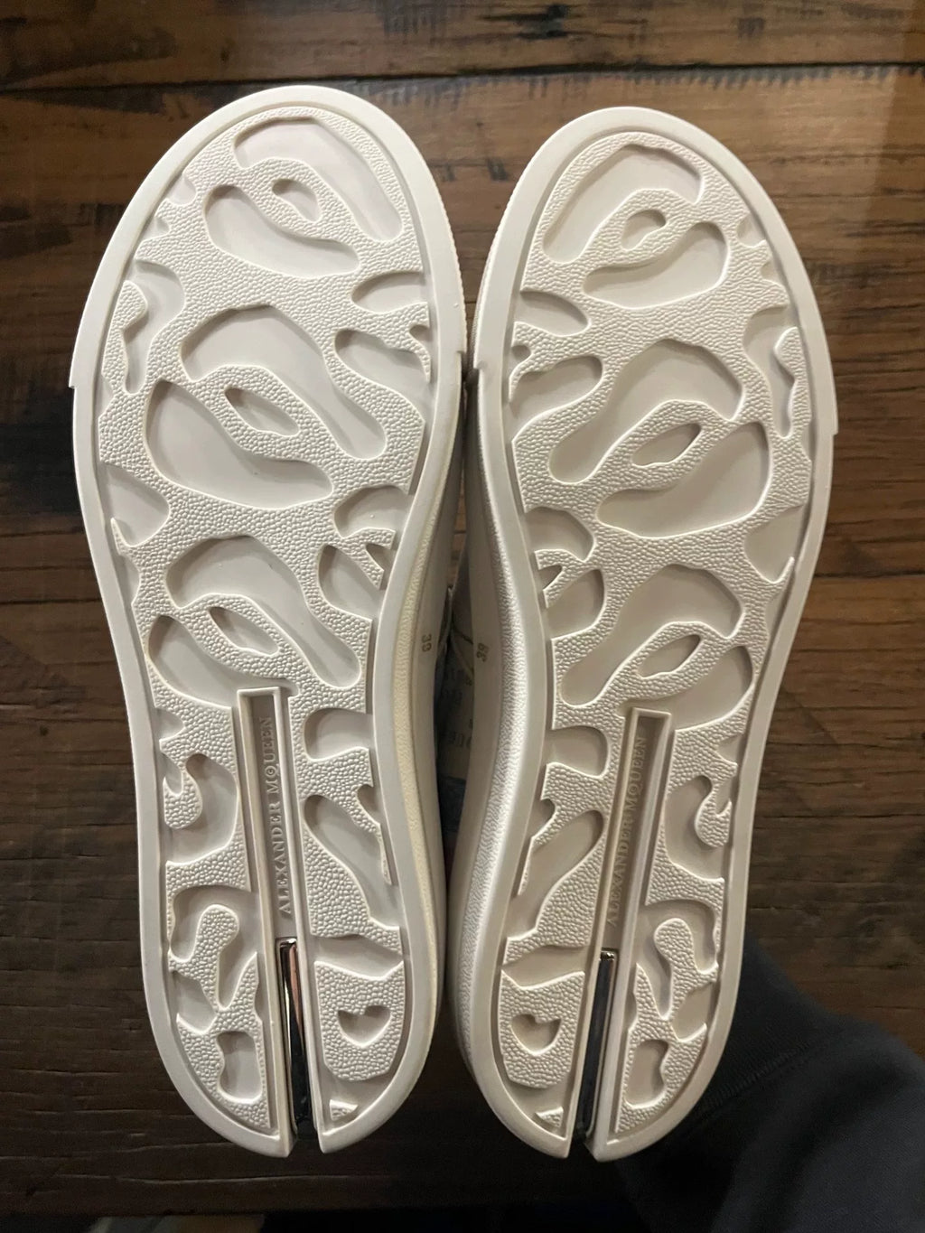 Alexander McQueen SS17 White Skull Print Leather Loafers