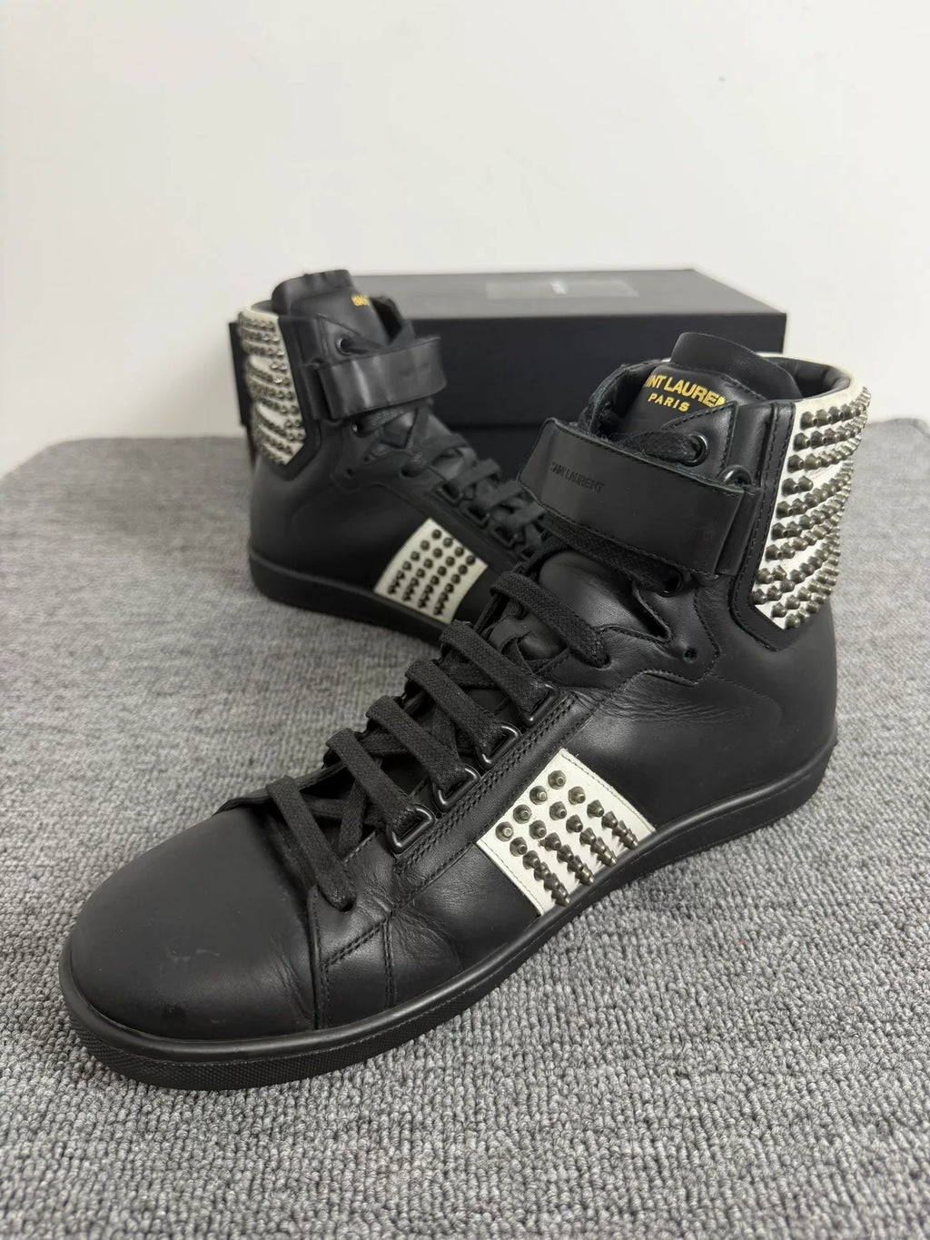 Saint Laurent Slp14fw Black White Color-Block Studded High-Top Sneakers