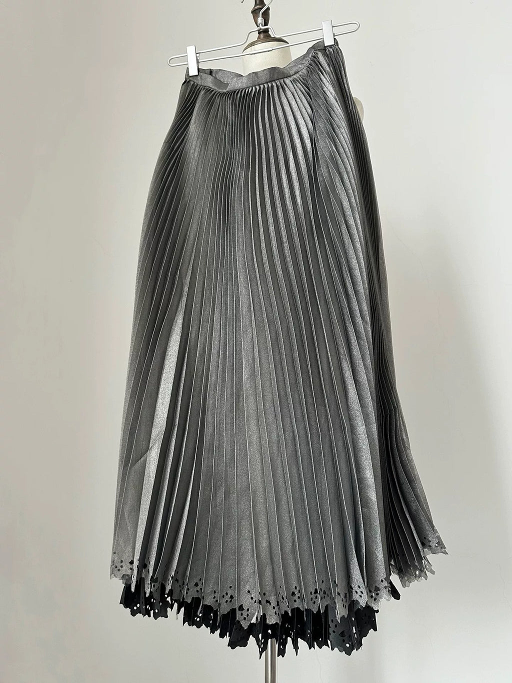 Issey Miyake mainline double-layer burnt distressed skirt