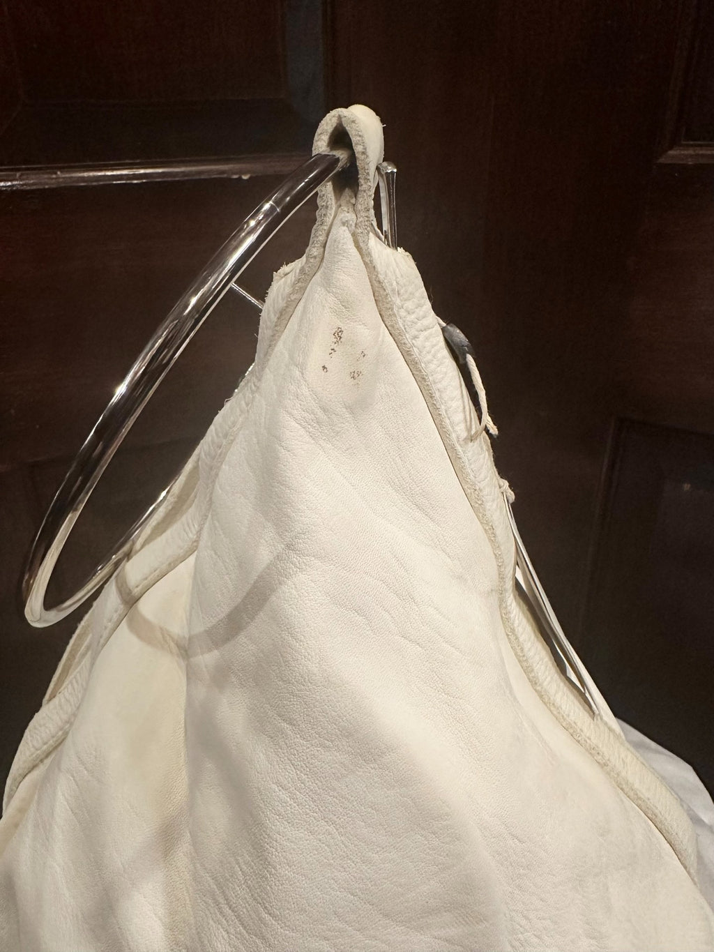 Guidi White G9 Cone Hand Horsehide Tote Bag