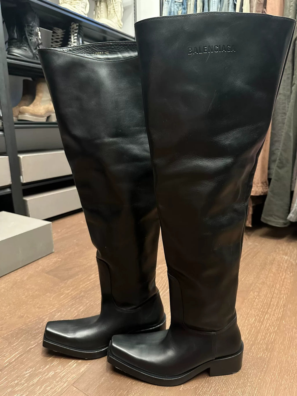 Balenciaga 23 Fall Santiago Over-the-Knee Leather Boots