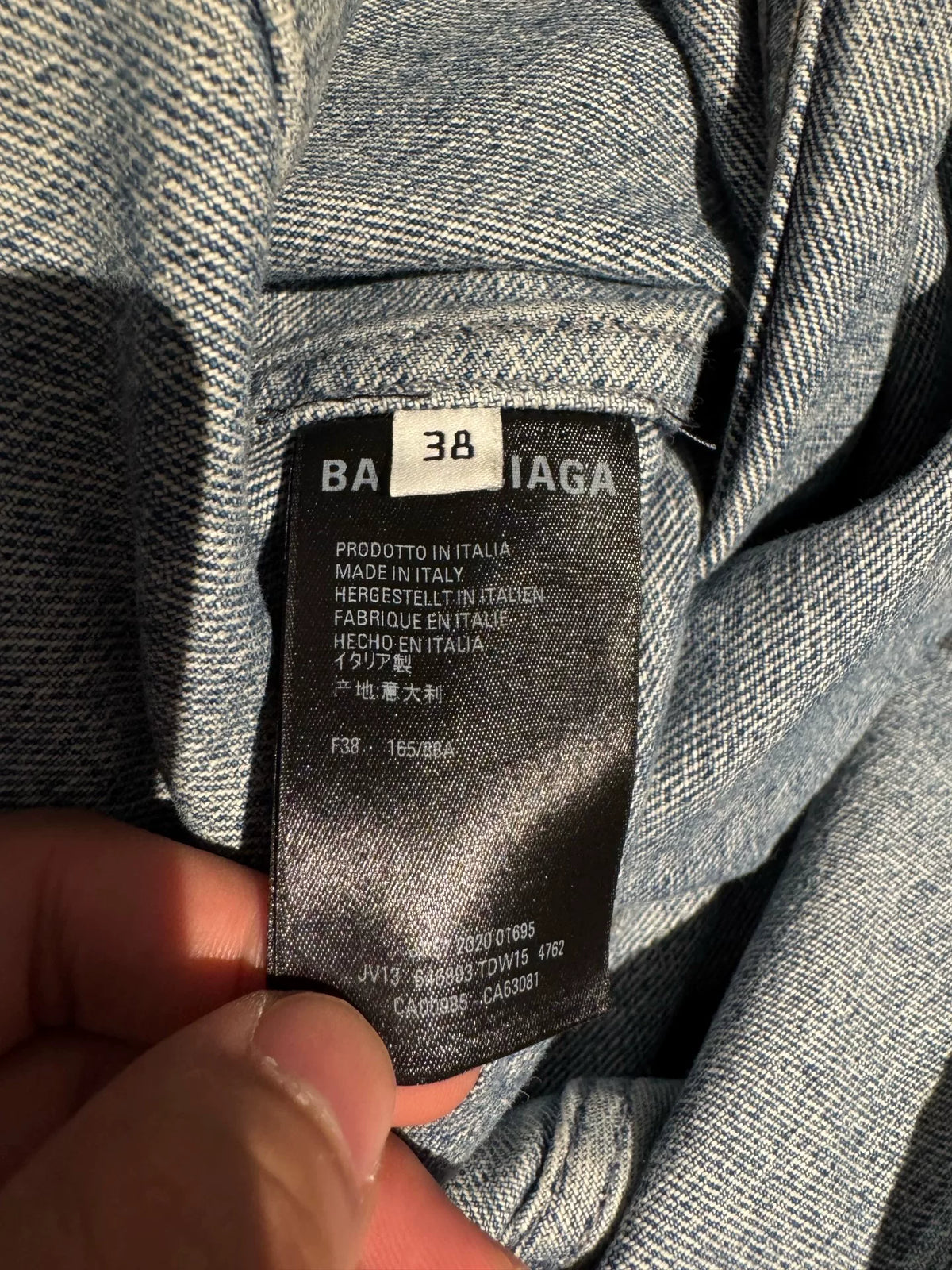 Balenciaga Solid Color V-Neck Denim Jacket