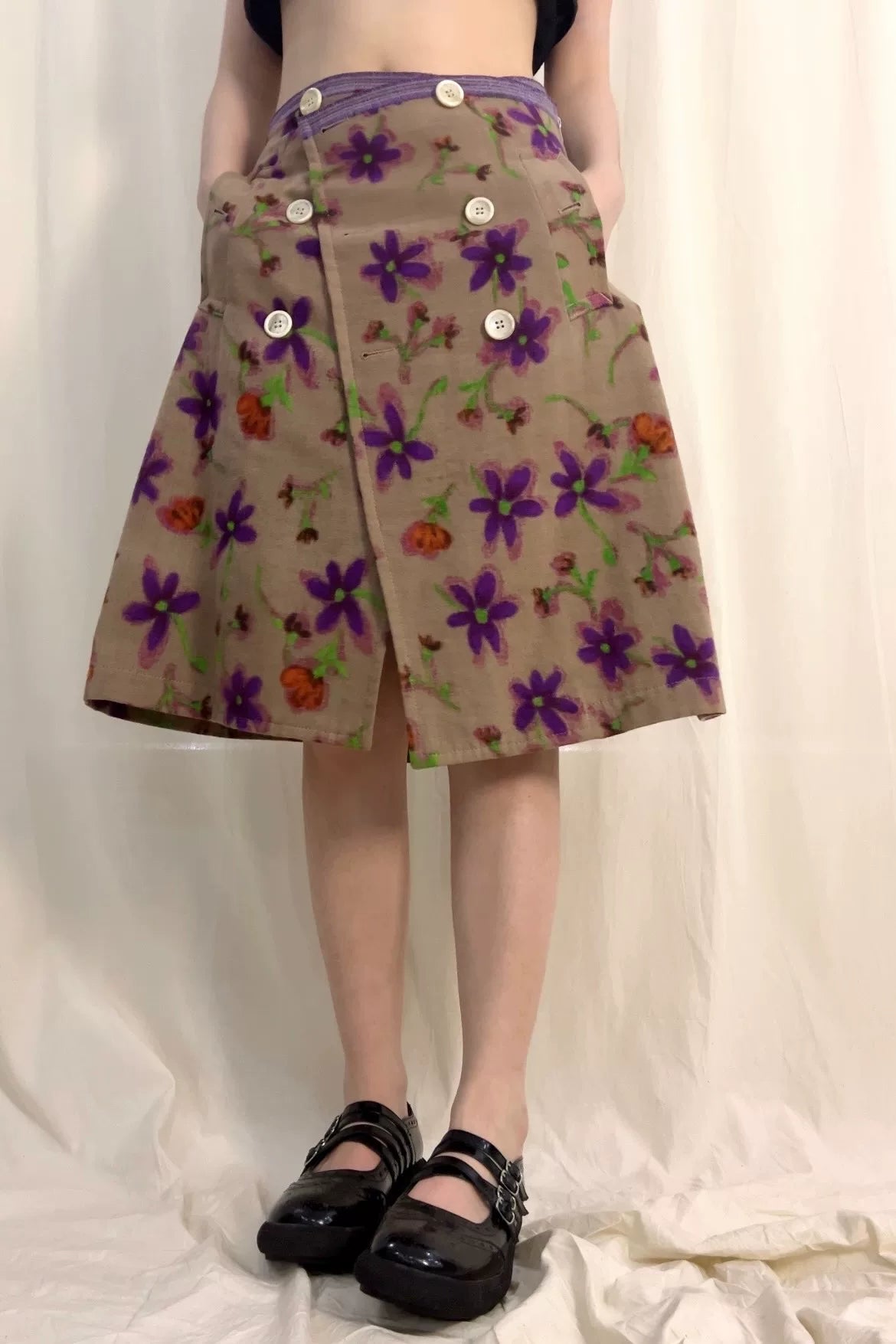 Comme Des Garcons SS12 Floral Button-Decorated Skirt - Devines