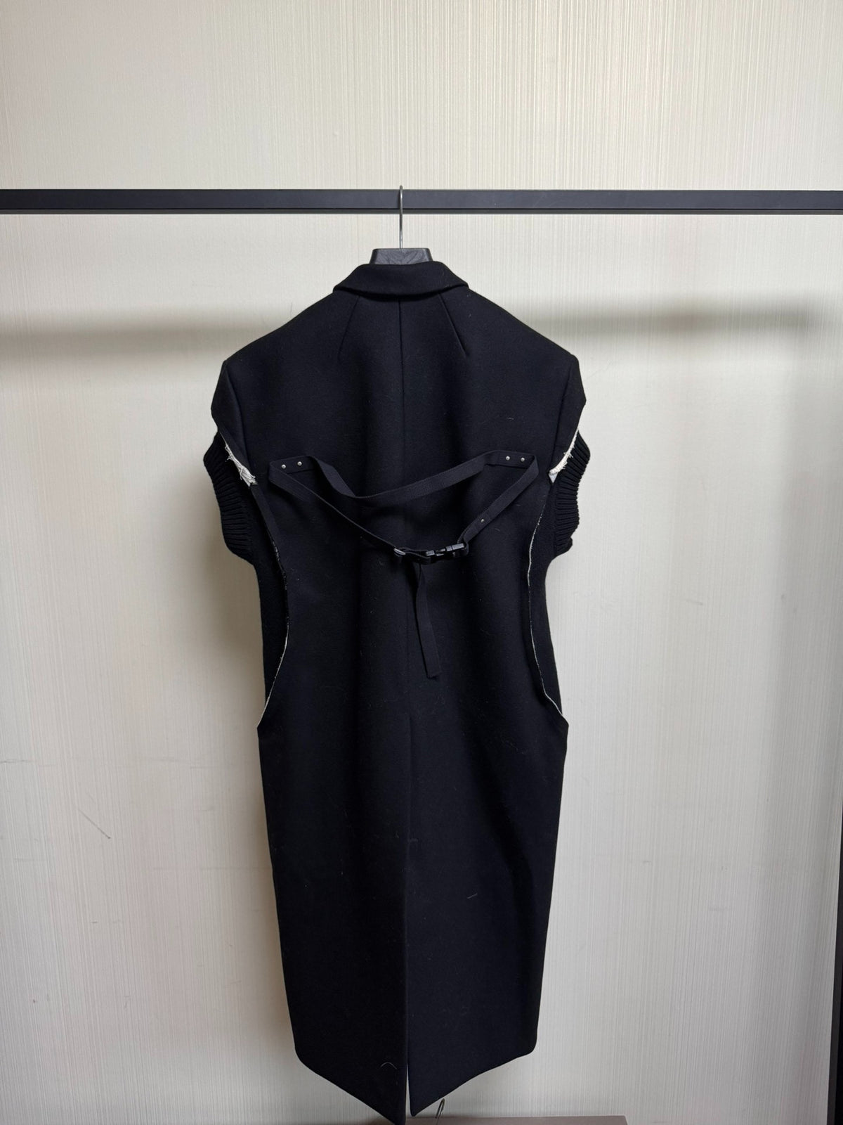 Rick Owens 22FW Tatlin padded shoulder vest coat