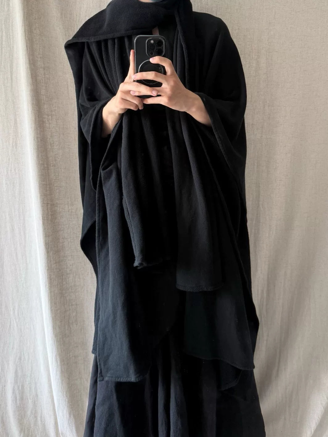 Yohji Yamamoto 12aw Runway Deconstructed Scarf Cape
