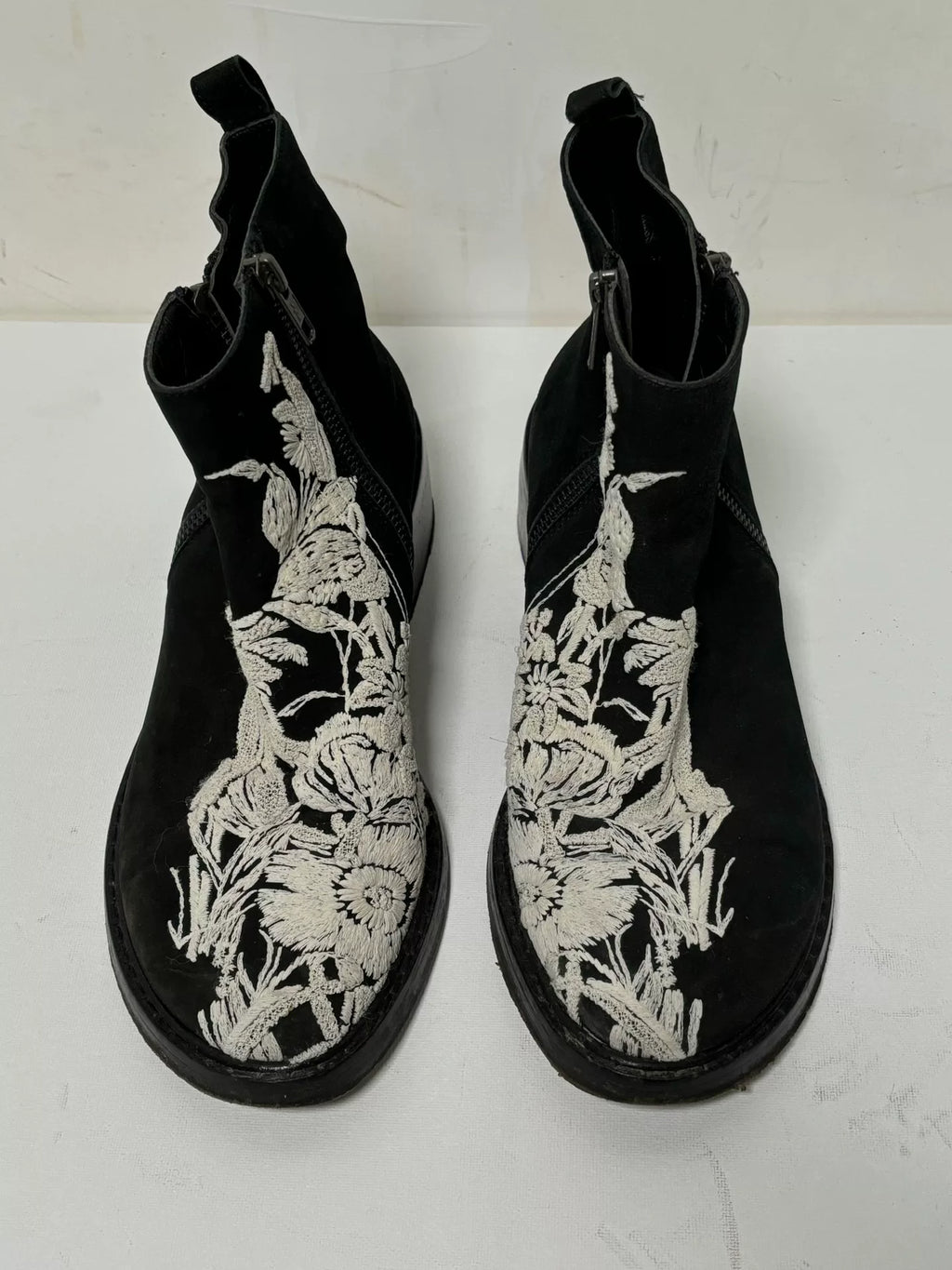 Ann Demeulemeester | S/S15 Luxurious Suede Western Boots