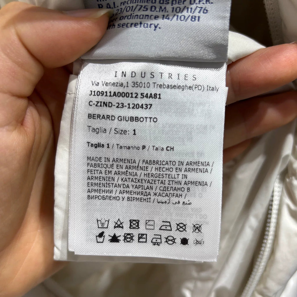 Moncler Akamante White Color-Block Drawstring Hooded Polyester Down Jacket