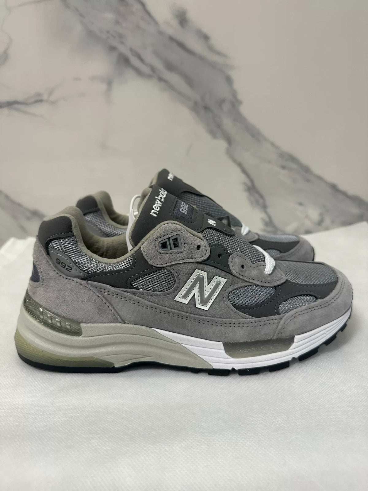 New Balance 992 M992GR Grey Suede Mesh Sneakers