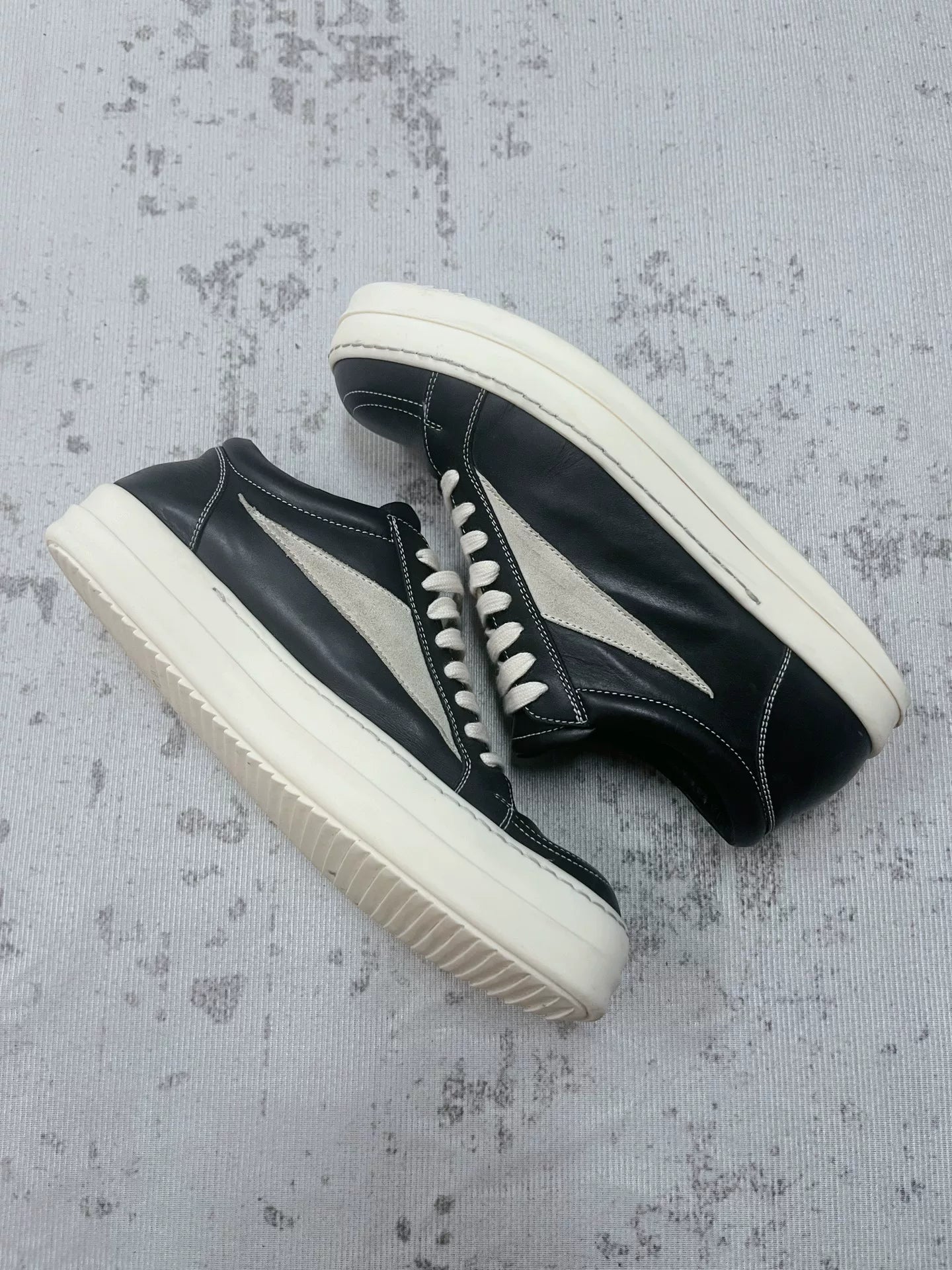 Rick Owens Leather Panelled Sneakers | Black
