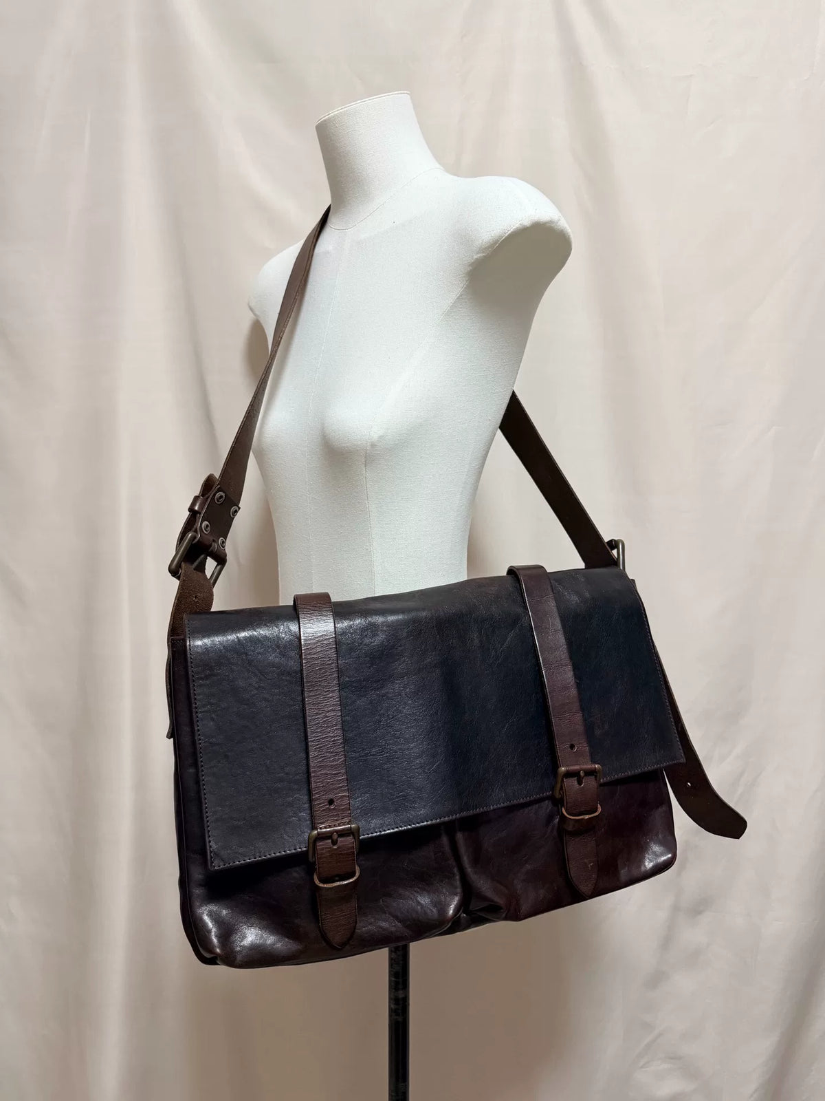 Dries van Noten Crossbody Shoulder Leather Messenger Bag