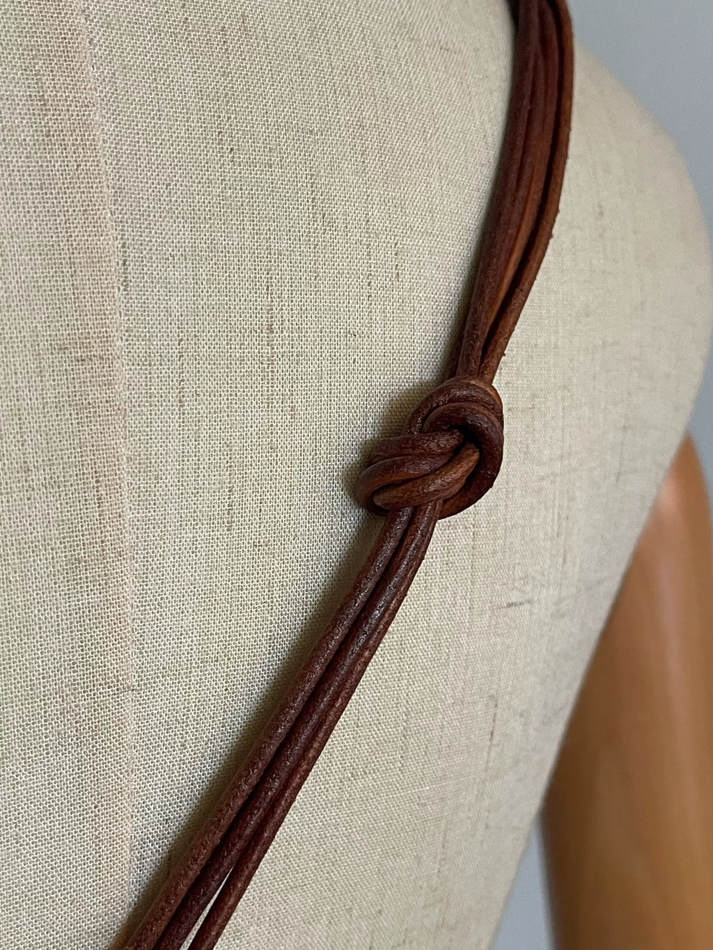 Alexander McQueenOriginal Bamboo‑Pattern Leather Shoulder Bag