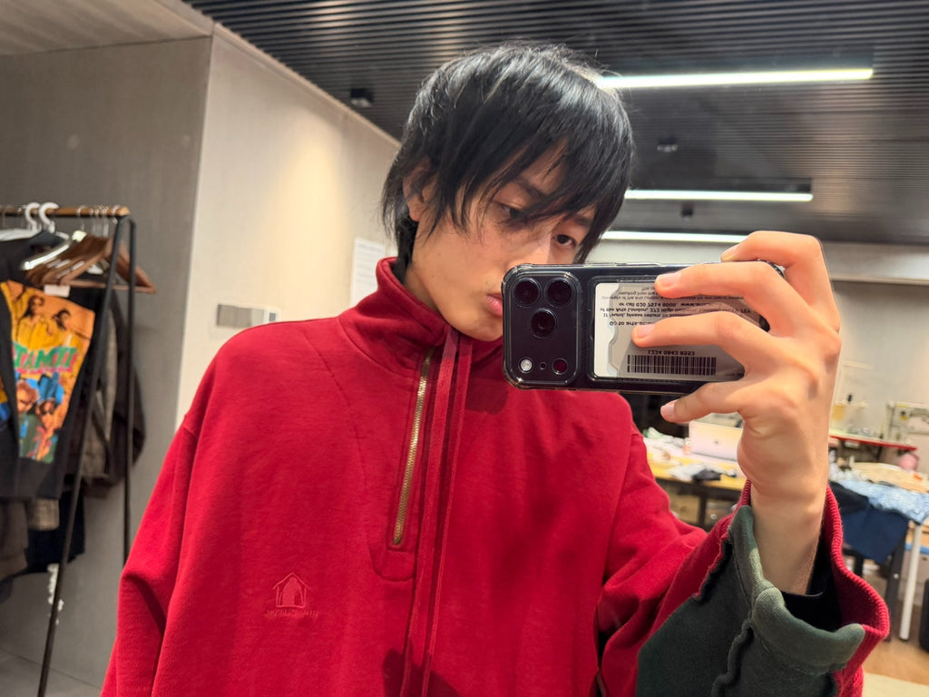Vetements AW19 'Elephantroom' Sweater