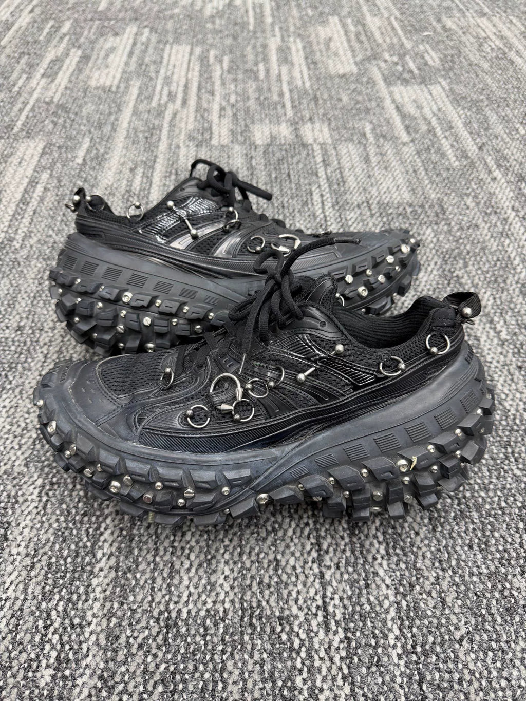 Balenciaga Black Rivet Hook Tire Sneakers