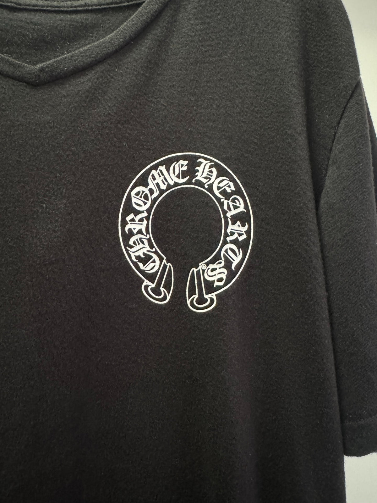 Chrome Hearts Horseshoe V-Neck Short Sleeve Top