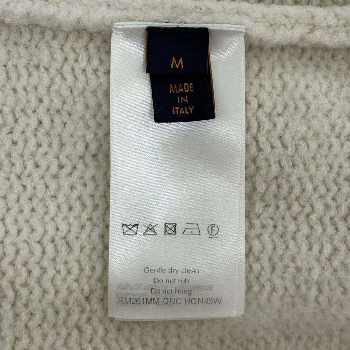 Louis Vuitton LV 2025 new model off-white embroidered teddy sweater