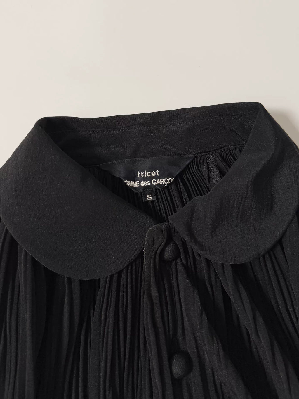Comme Des Garcons Pleated Round Collar Shirt - Devines