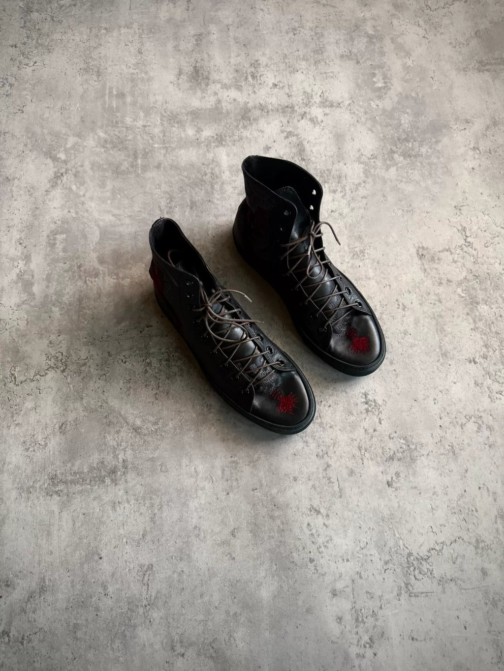 Gucci Tom Ford 01SS Dragon Embroidered High-Top Sneakers