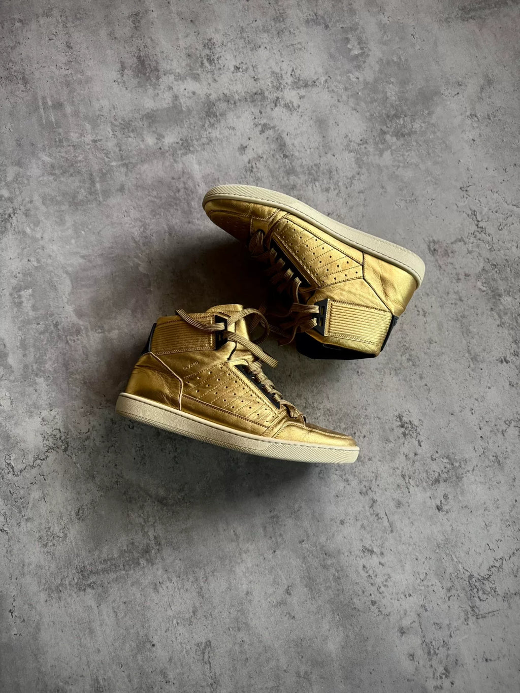 Saint Laurent Paris 15AW SL/24H Gold Metal Pleated High-Top Sneakers by Hedi Slimane