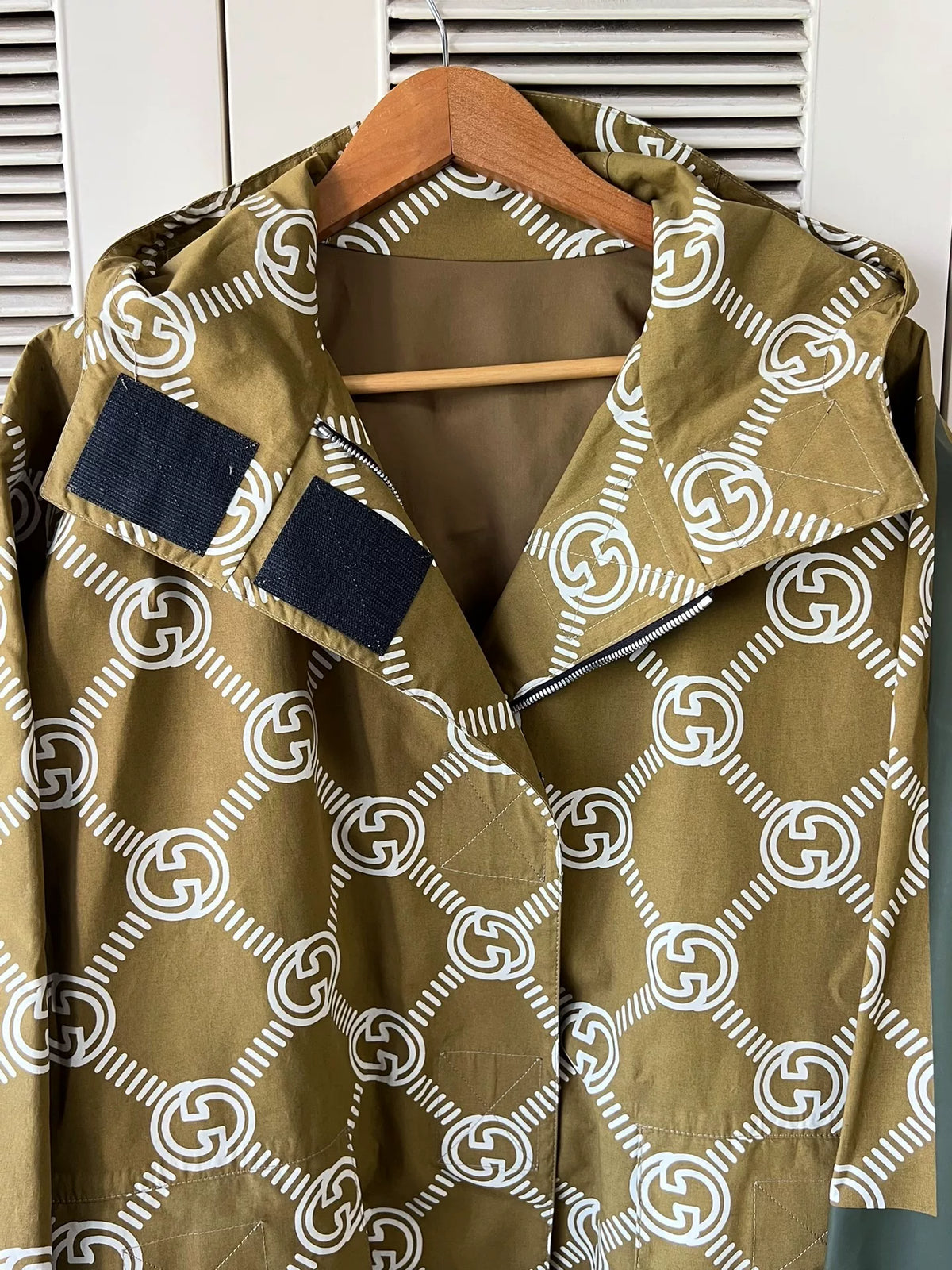 Gucci MUSIC IS MINE SERIS RECLINED Coat