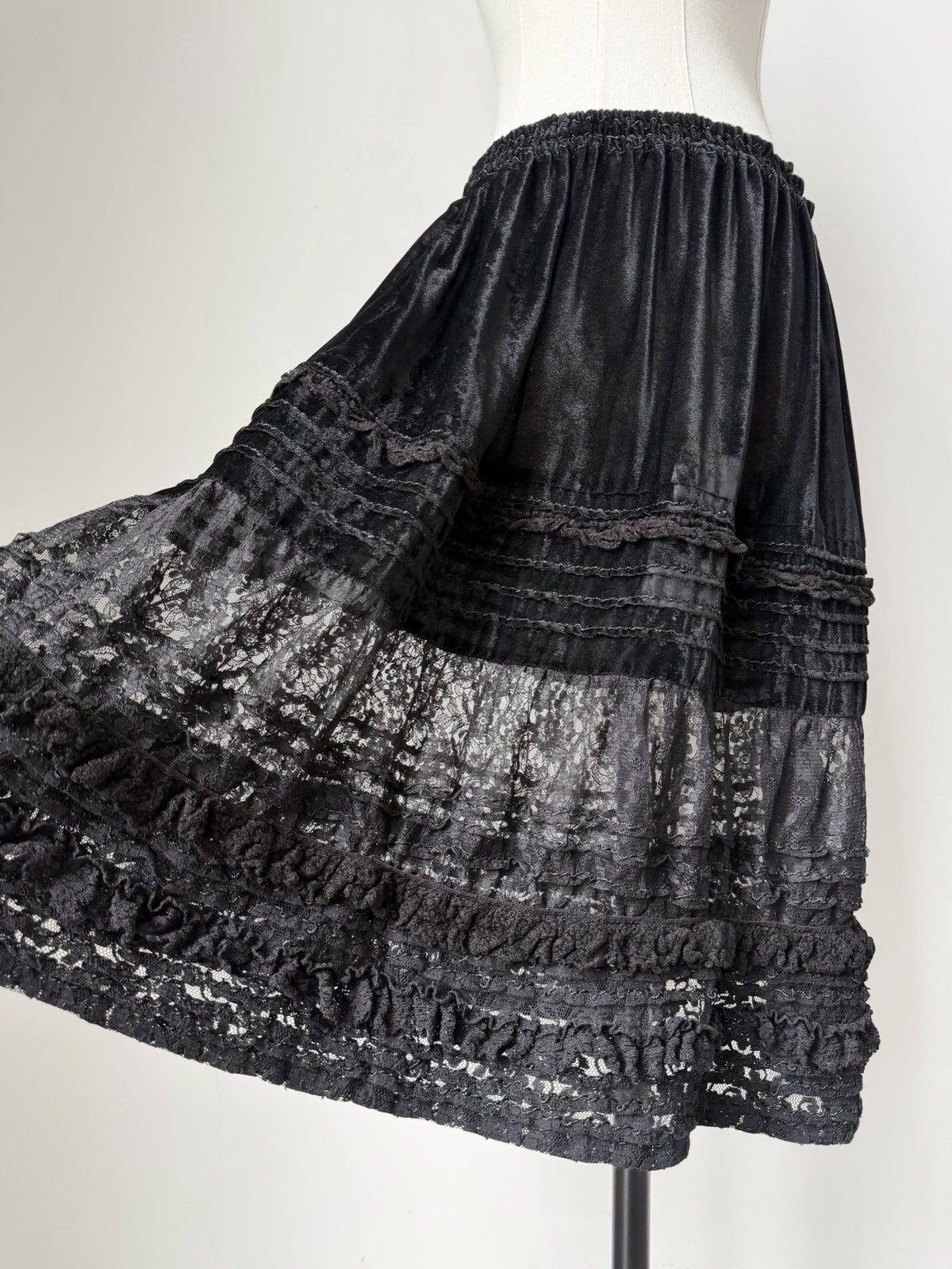 Comme Des Garcons Midi Skirt