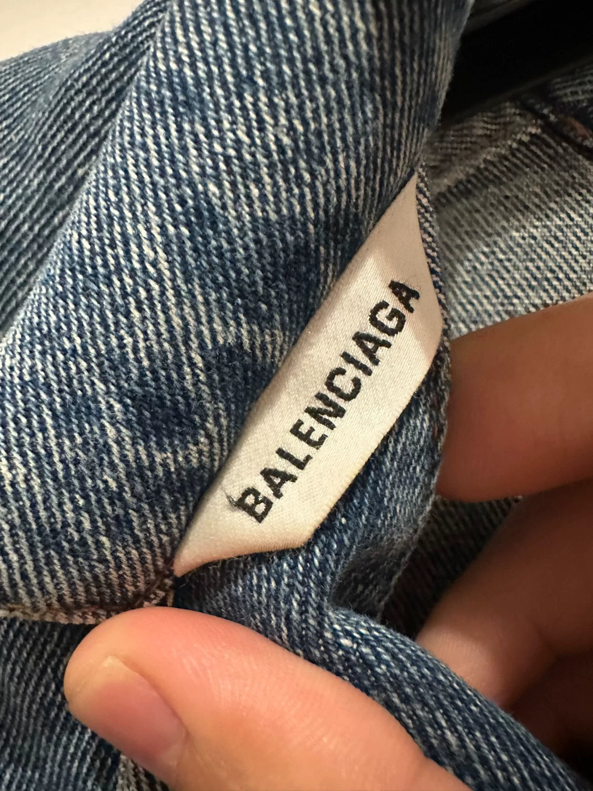 Balenciaga Solid Color V-Neck Denim Jacket