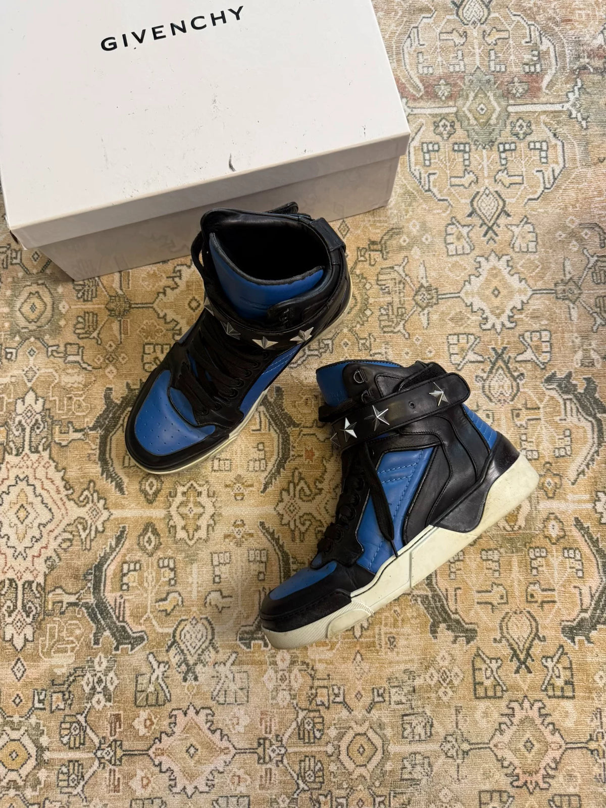 Givenchy Star Strap Tyson Sneakers