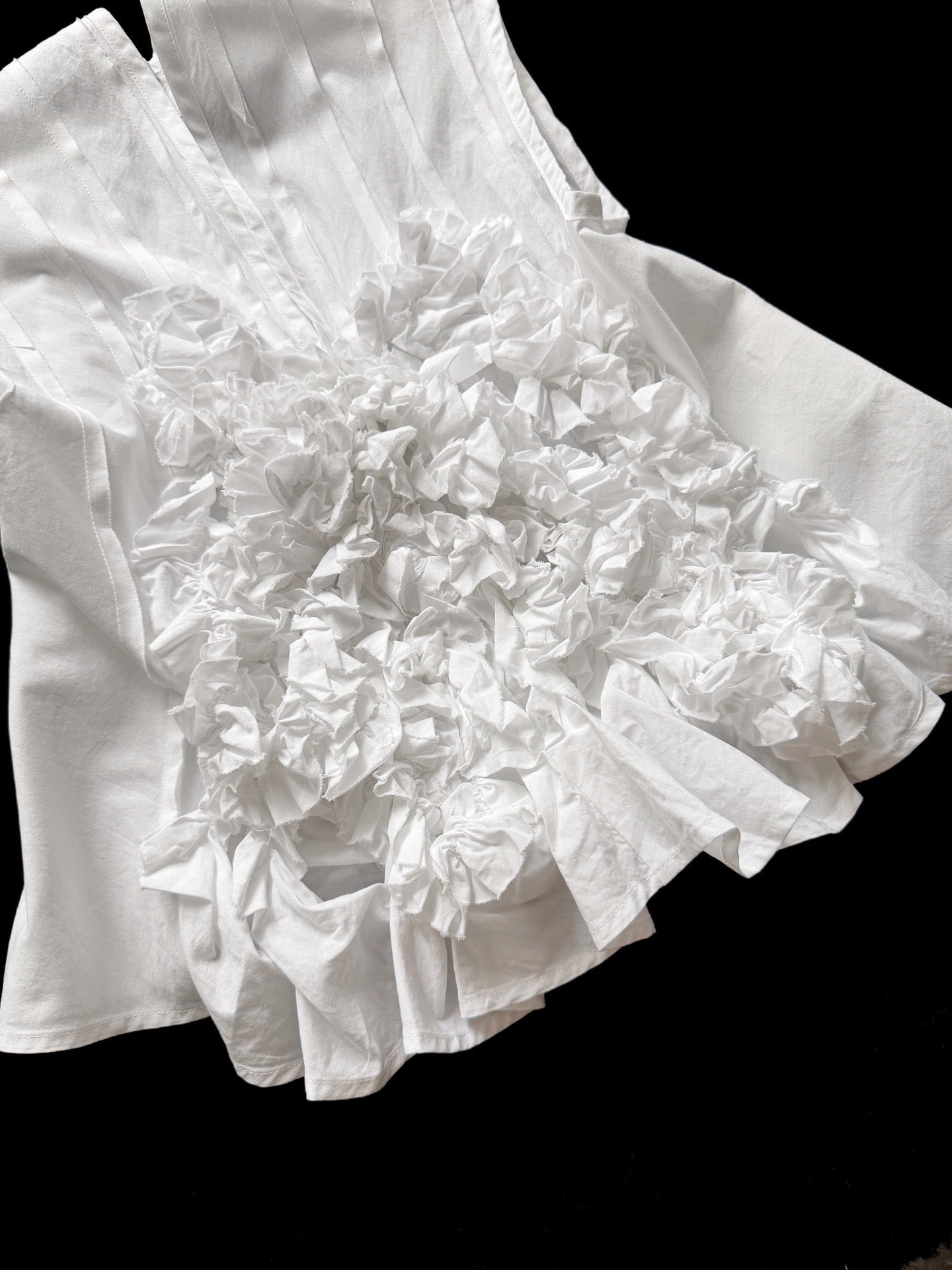 Comme Des Garcons Pleated White Top - Devines