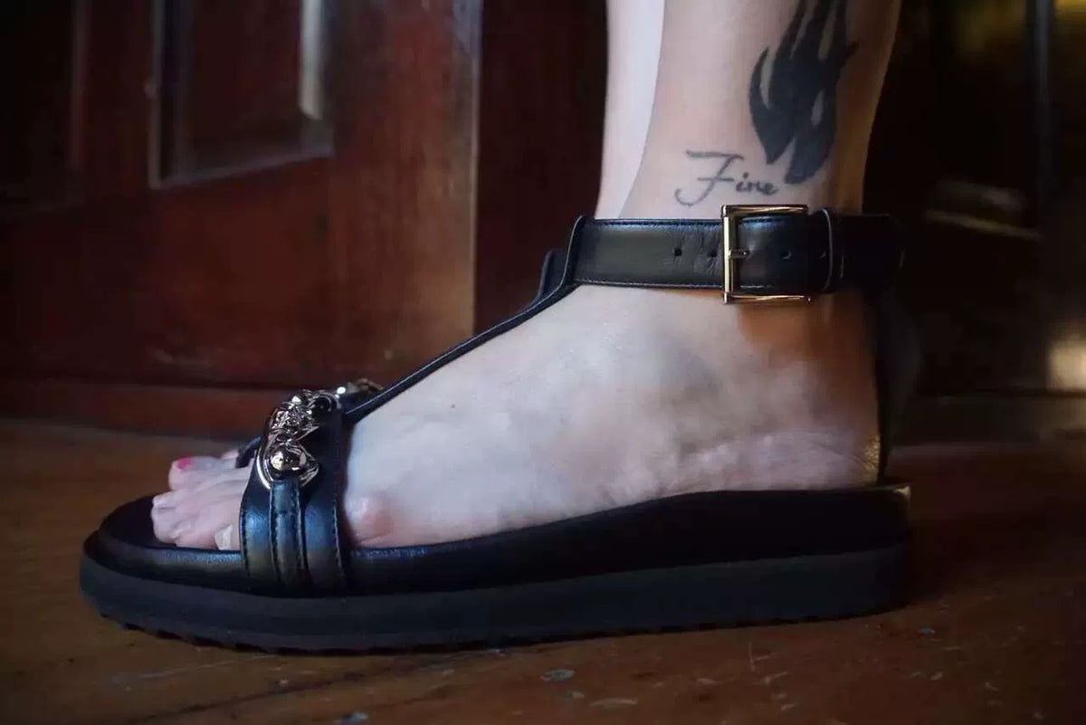 Alexander McQueen SS16 Black Skull Chain Sandals