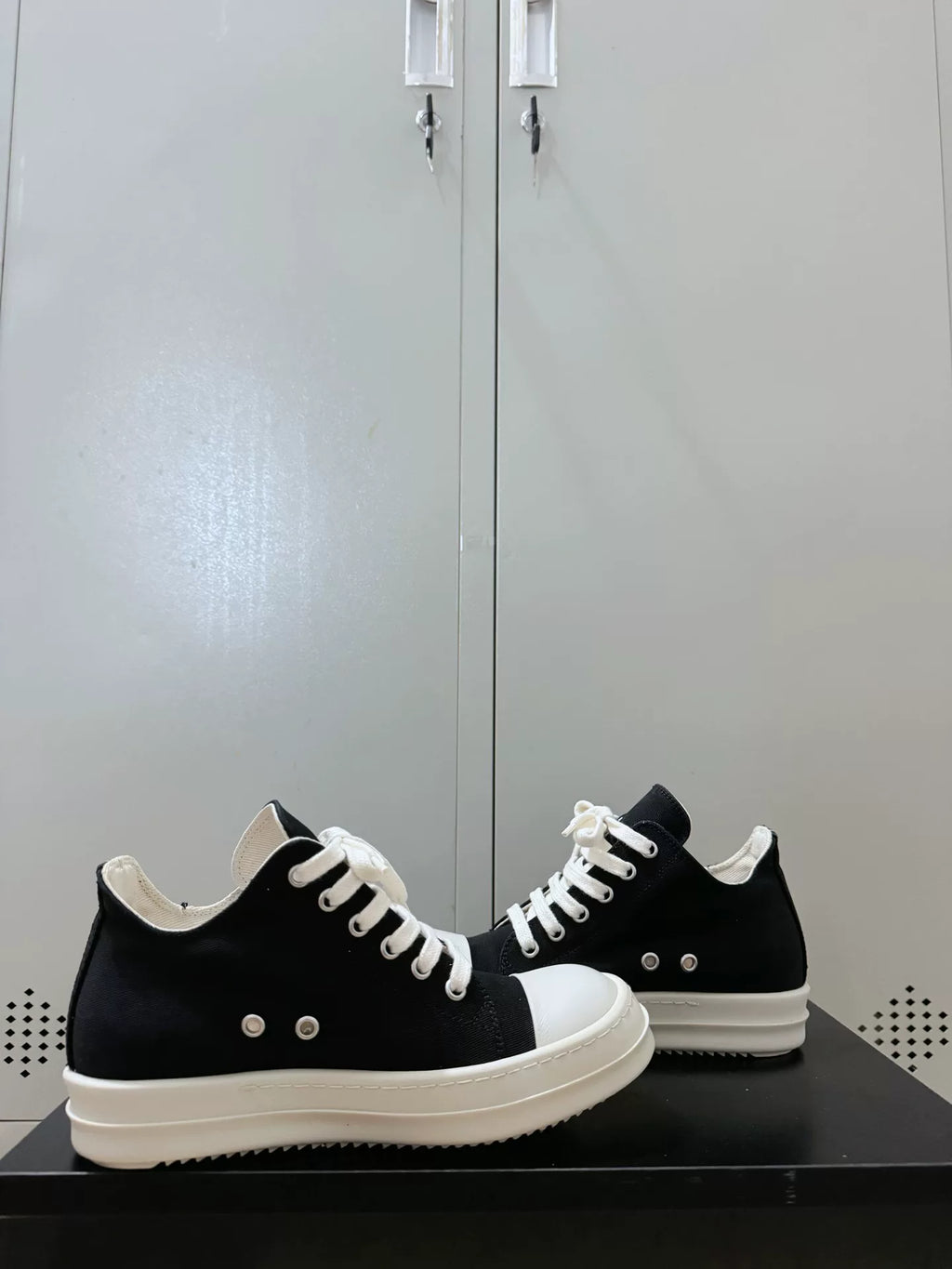 Rick Owens Drkshdw Logo Sneakers