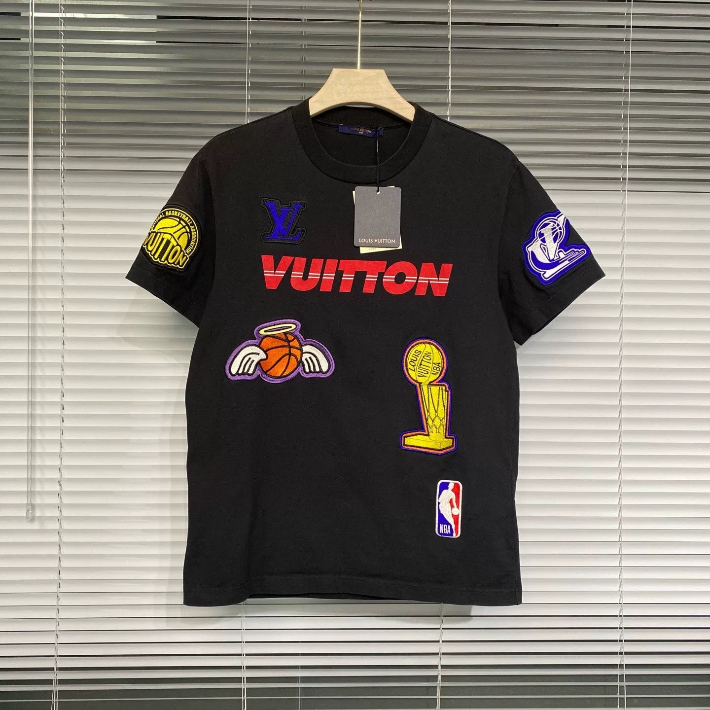 Louis Vuitton Short Sleeve Nba Print Logo Embroidered Black Shirt