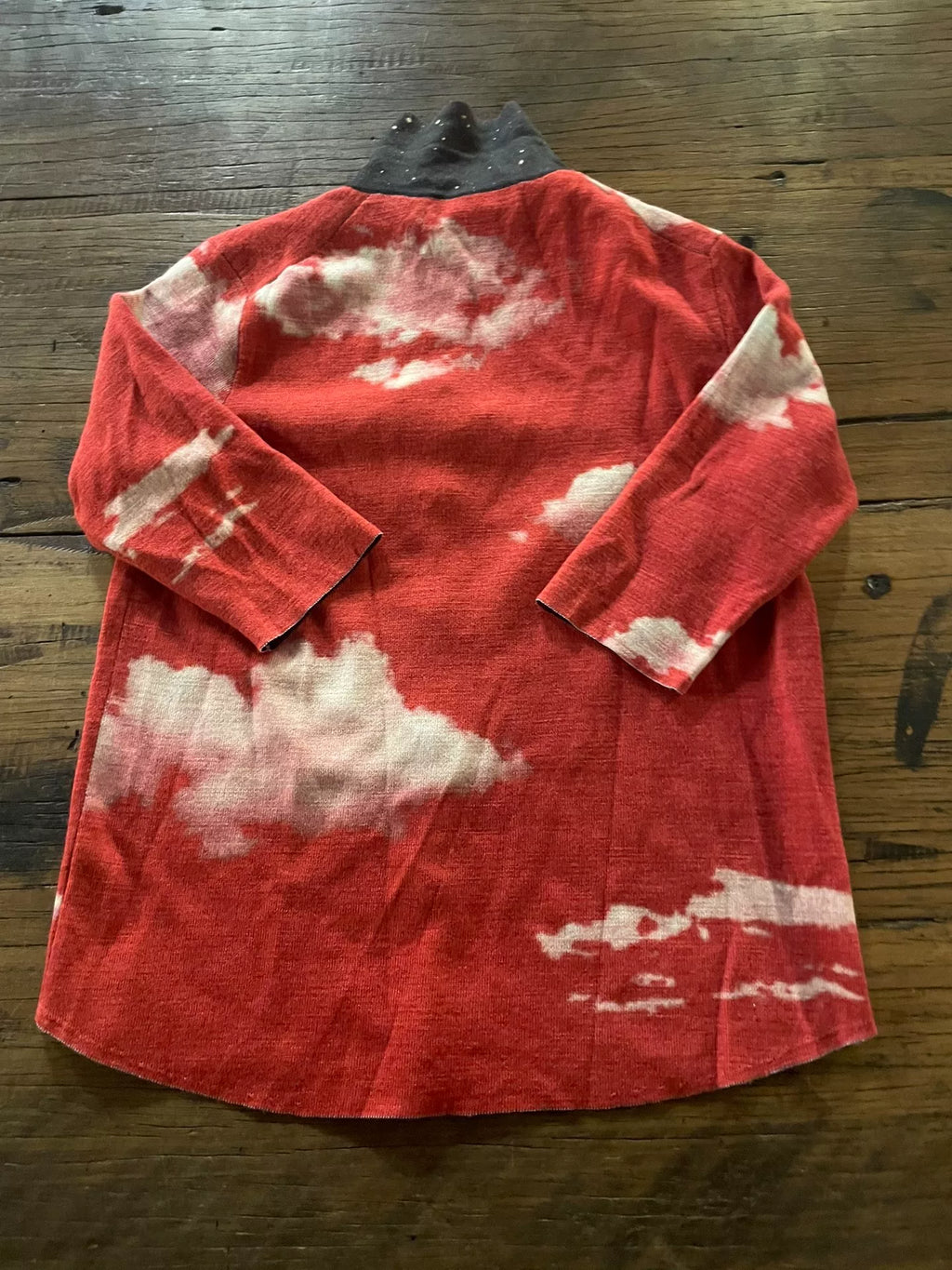 Undercover SS18 Red Sky Cloud Star Reversible Wool Polyester Knit Cardigan