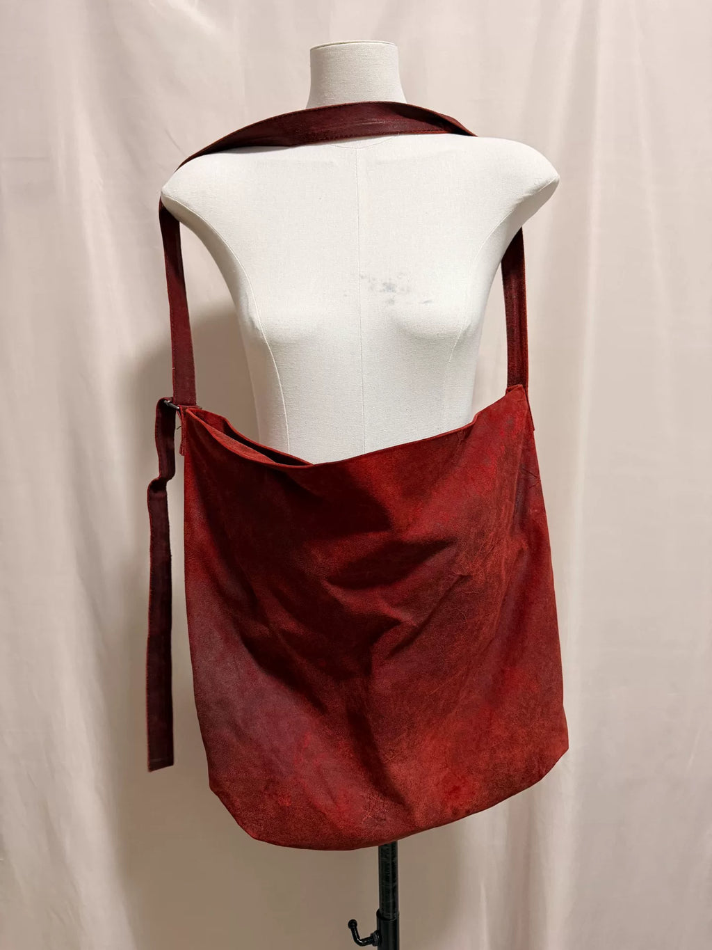 Ann Demeulemeester Red Cracked Shoulder Bag Crossbody Bag